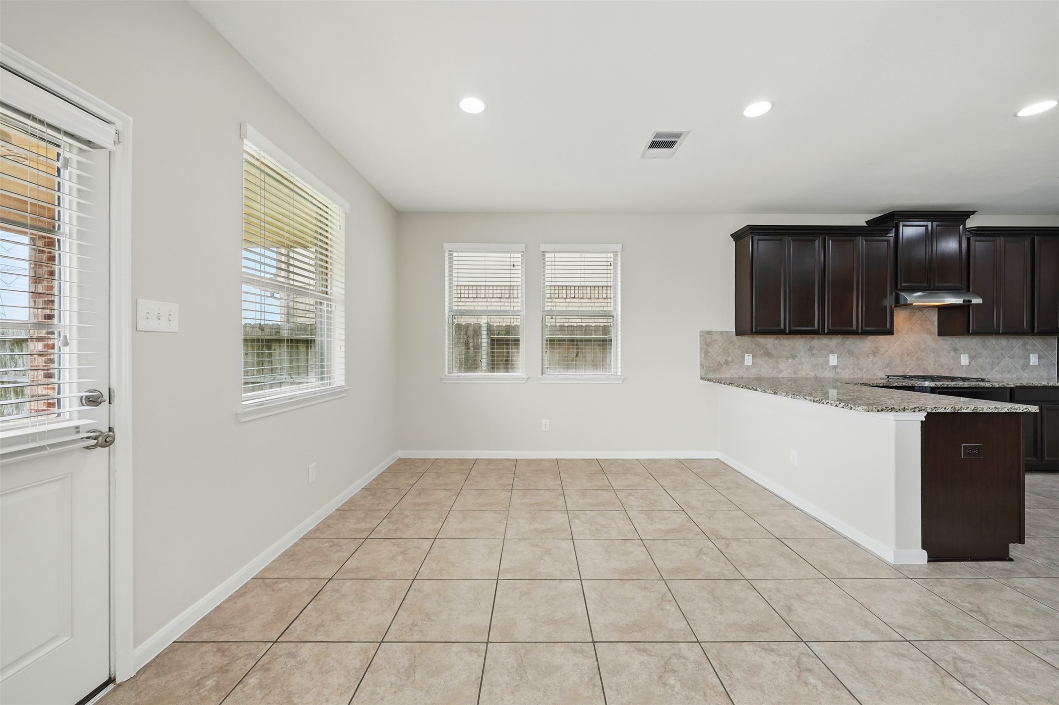4927 Blackwater Lane Property Photo 17