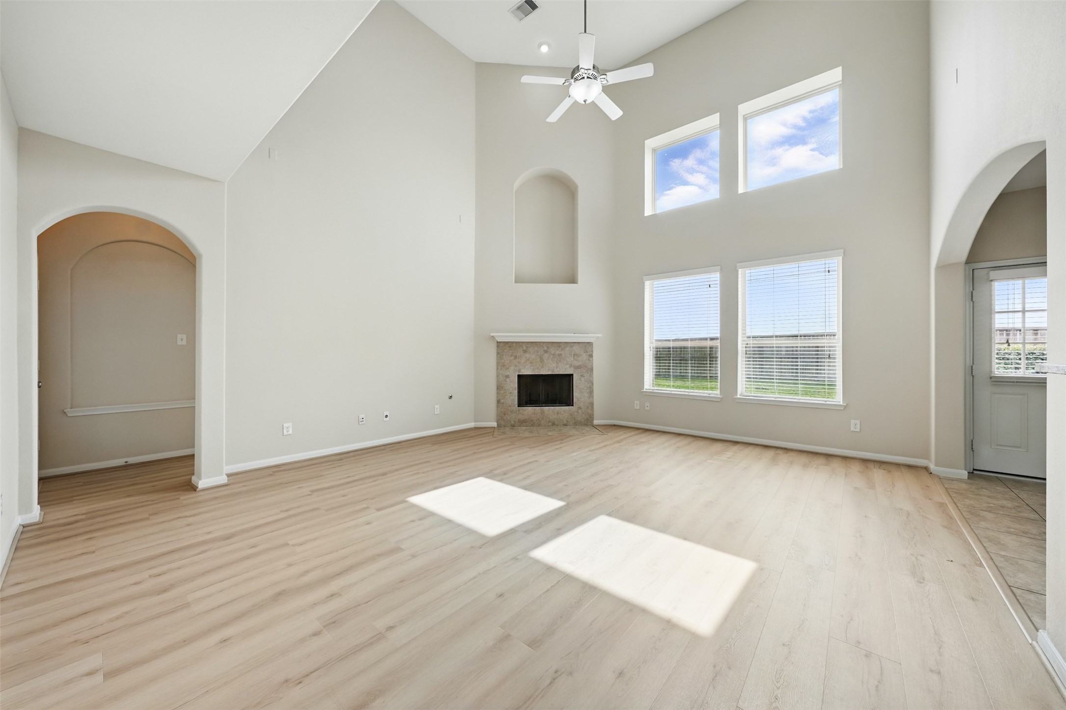 4927 Blackwater Lane Property Photo 19