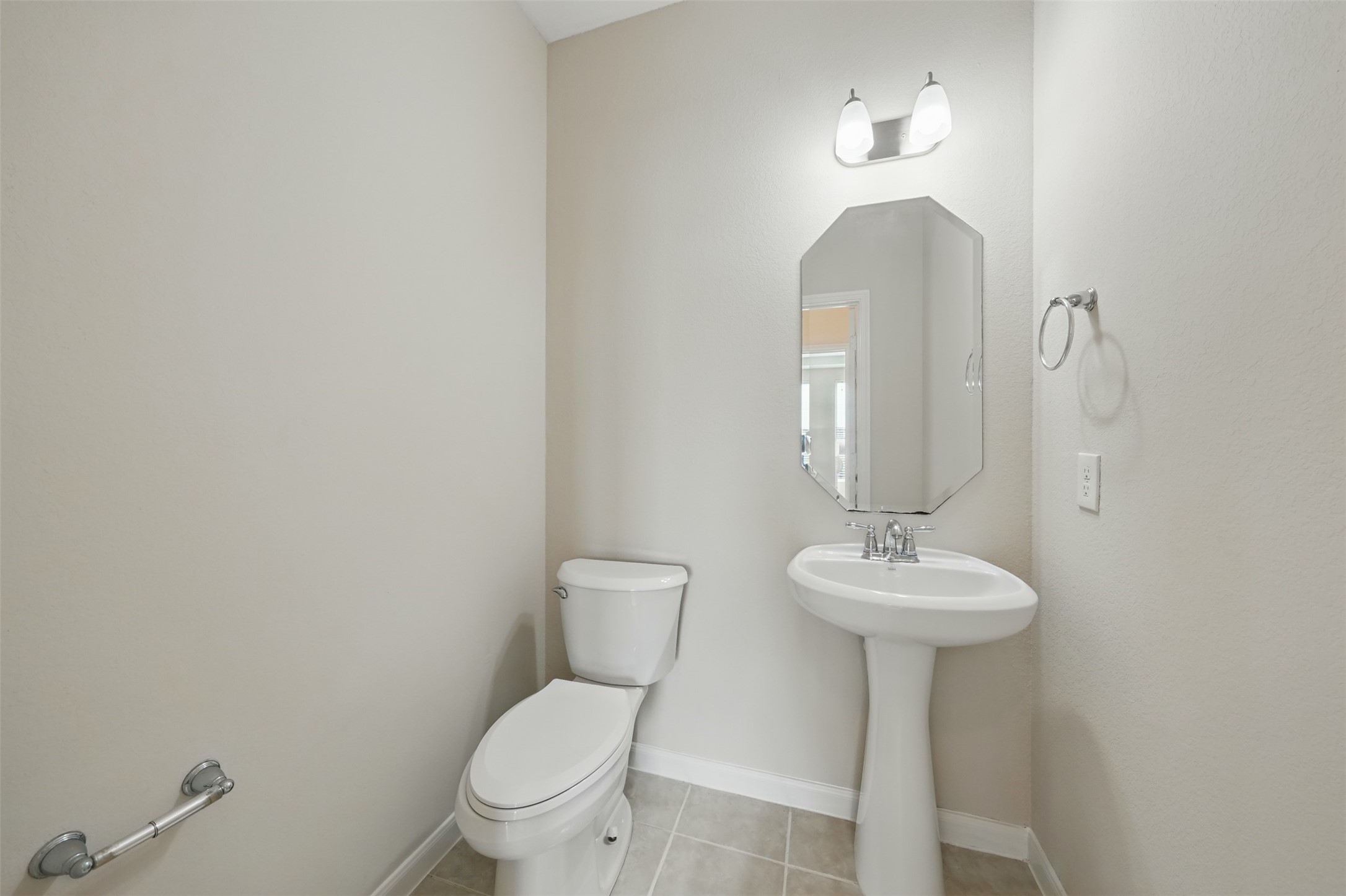 4927 Blackwater Lane Property Photo 22