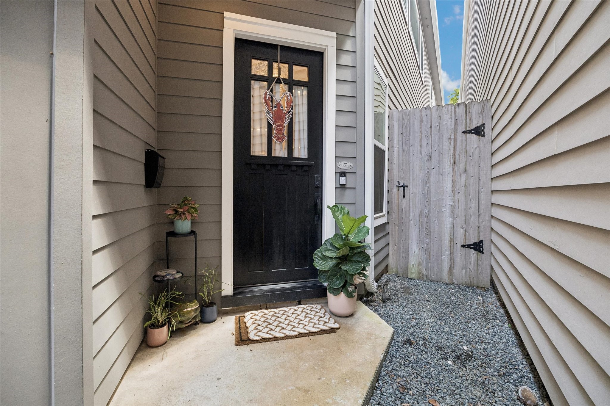 118 E 27th Street B Property Photo 32