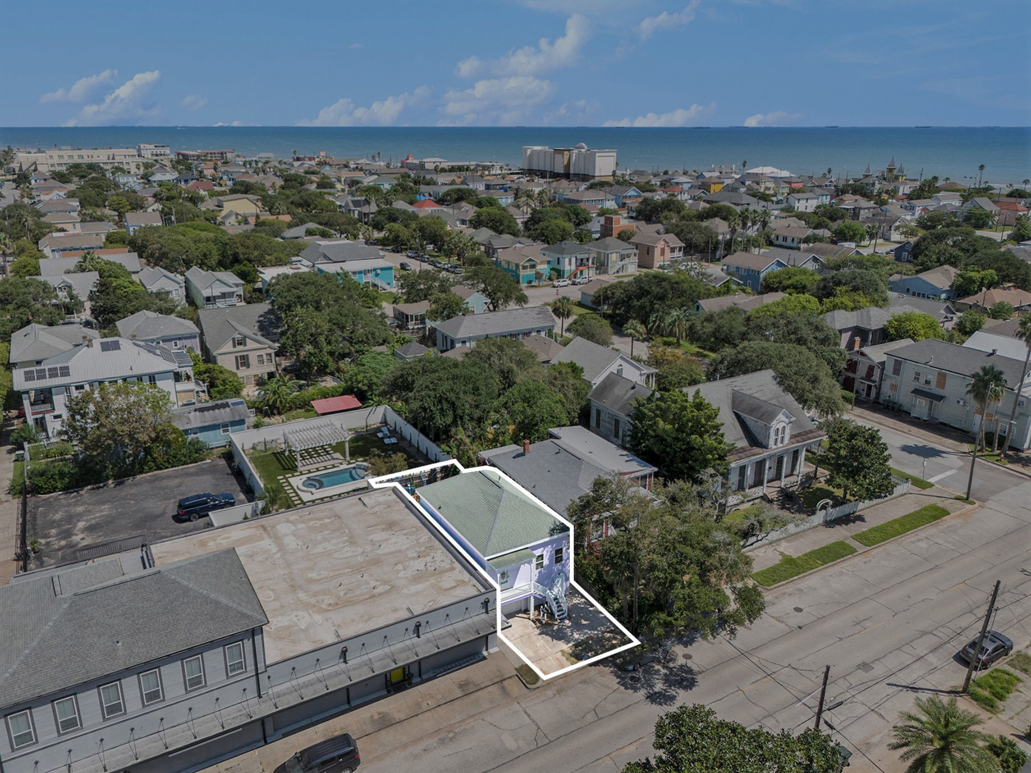 1512 Moody Avenue Property Photo 4