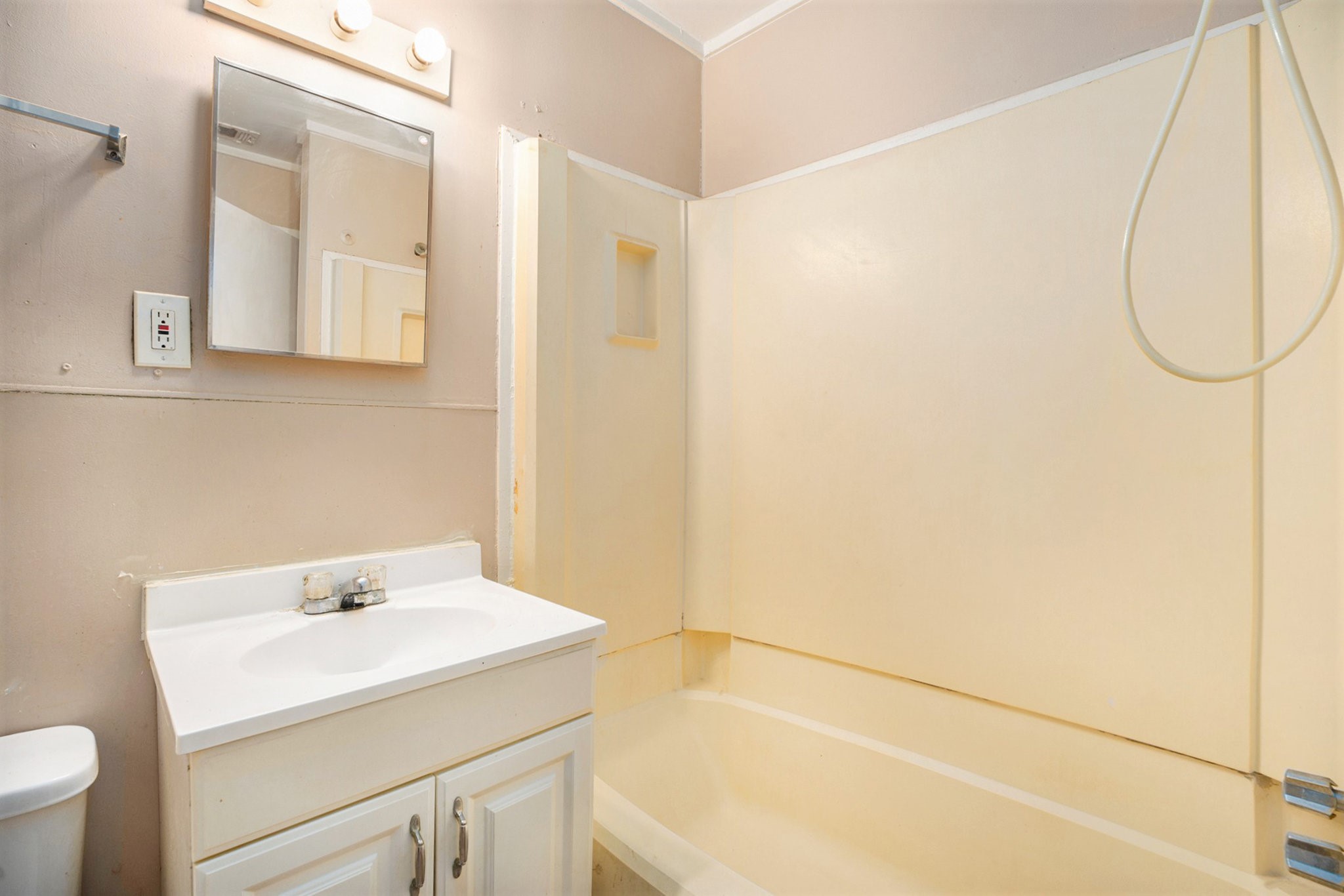 1512 Moody Avenue Property Photo 16