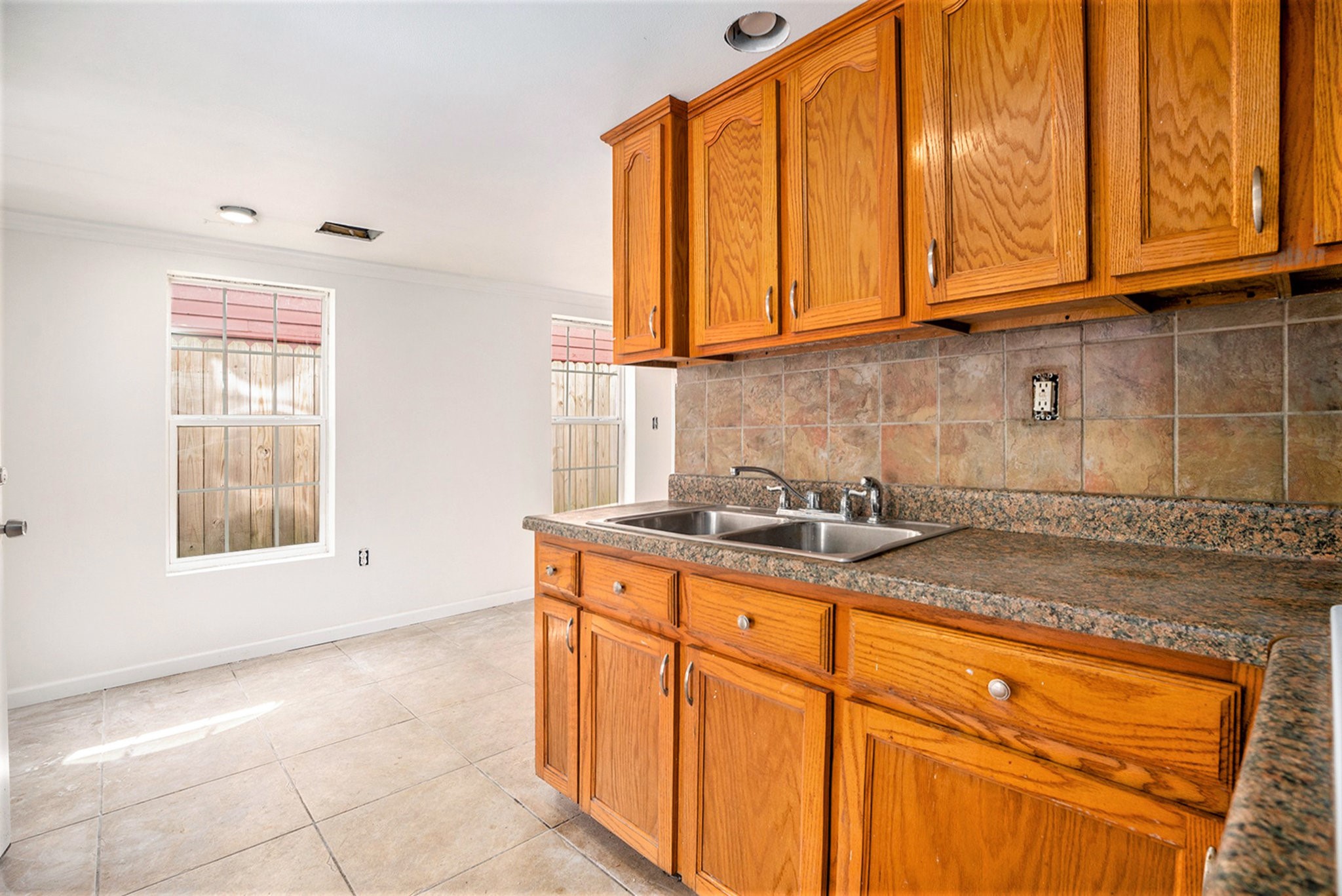 1512 Moody Avenue Property Photo 21