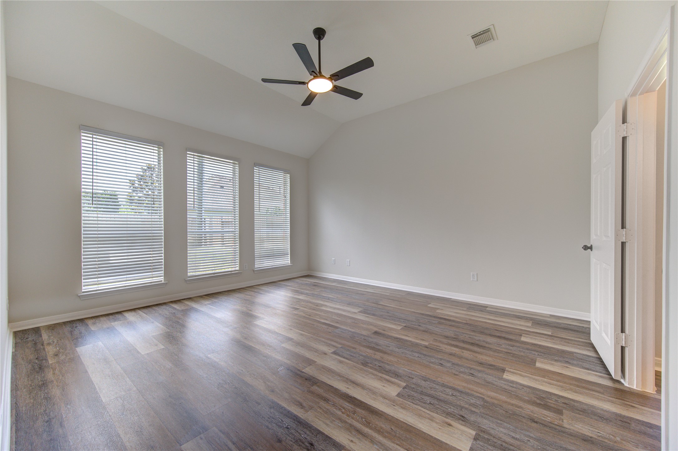 20911 Golden Sycamore Trail Property Photo 27