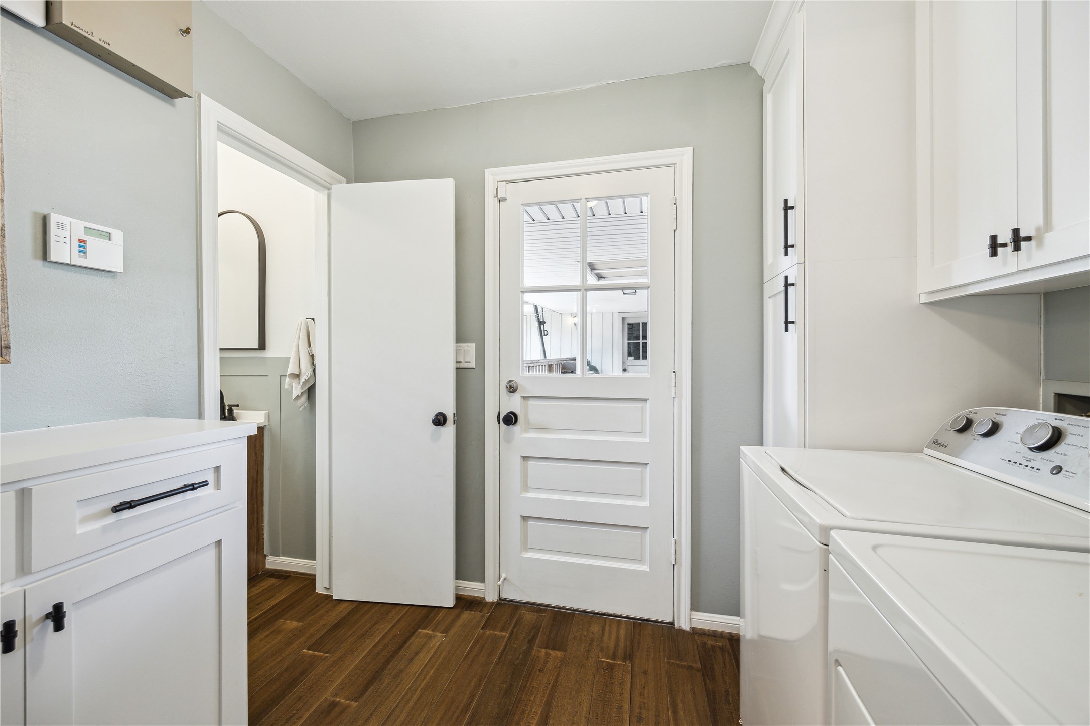 10714 Piping Rock Lane Property Photo 34
