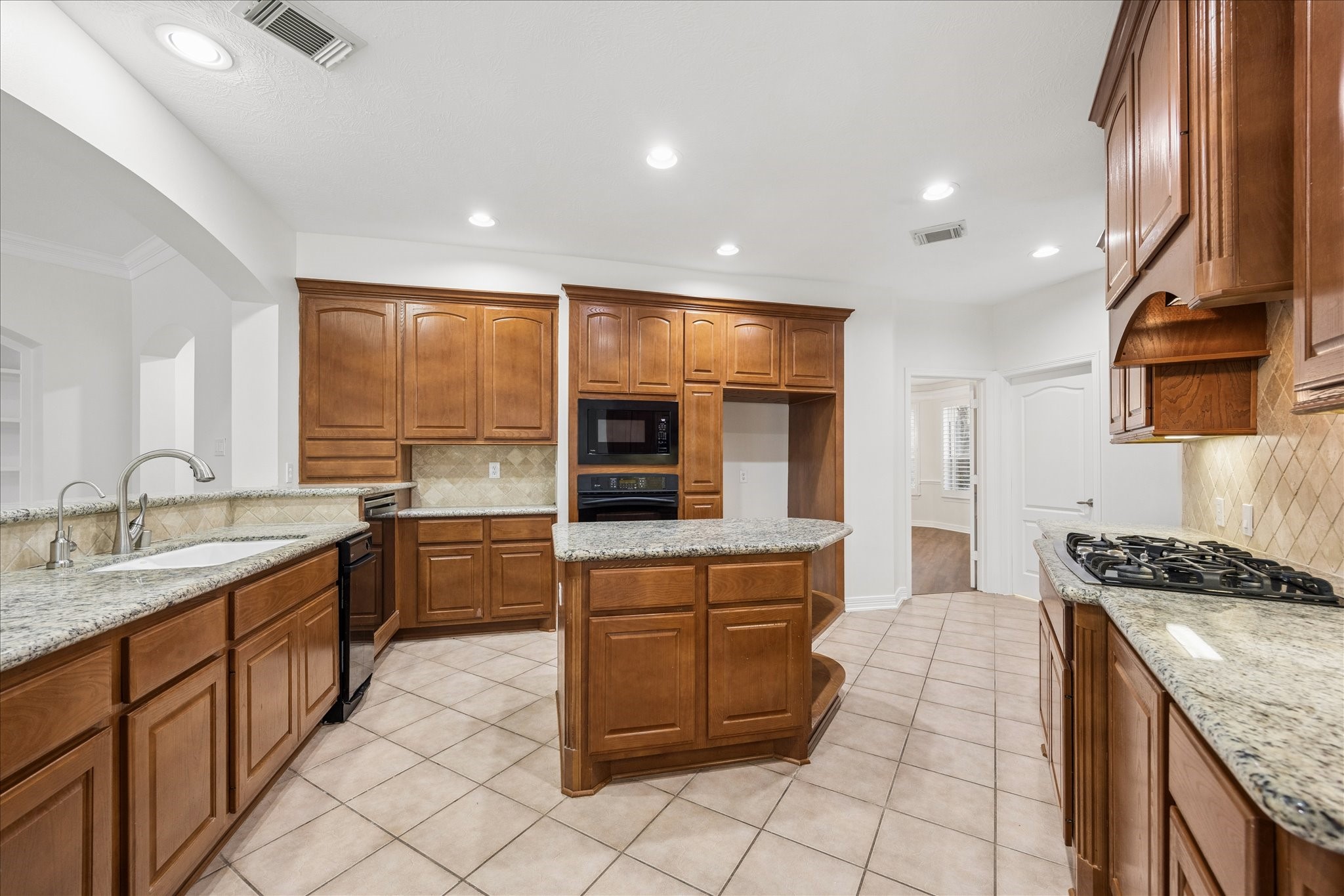 3407 Mystic Port Court Property Photo 11