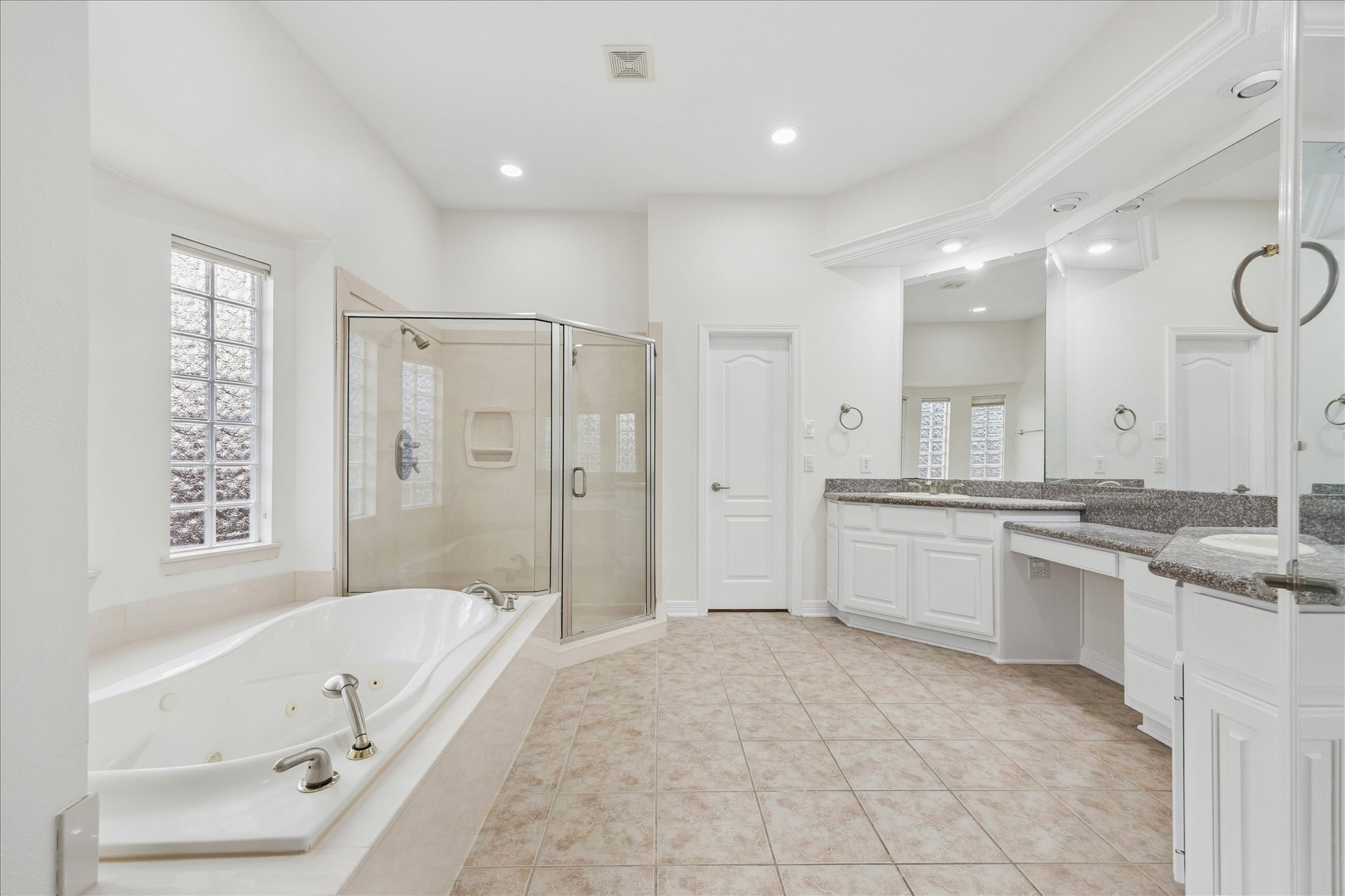 3407 Mystic Port Court Property Photo 18