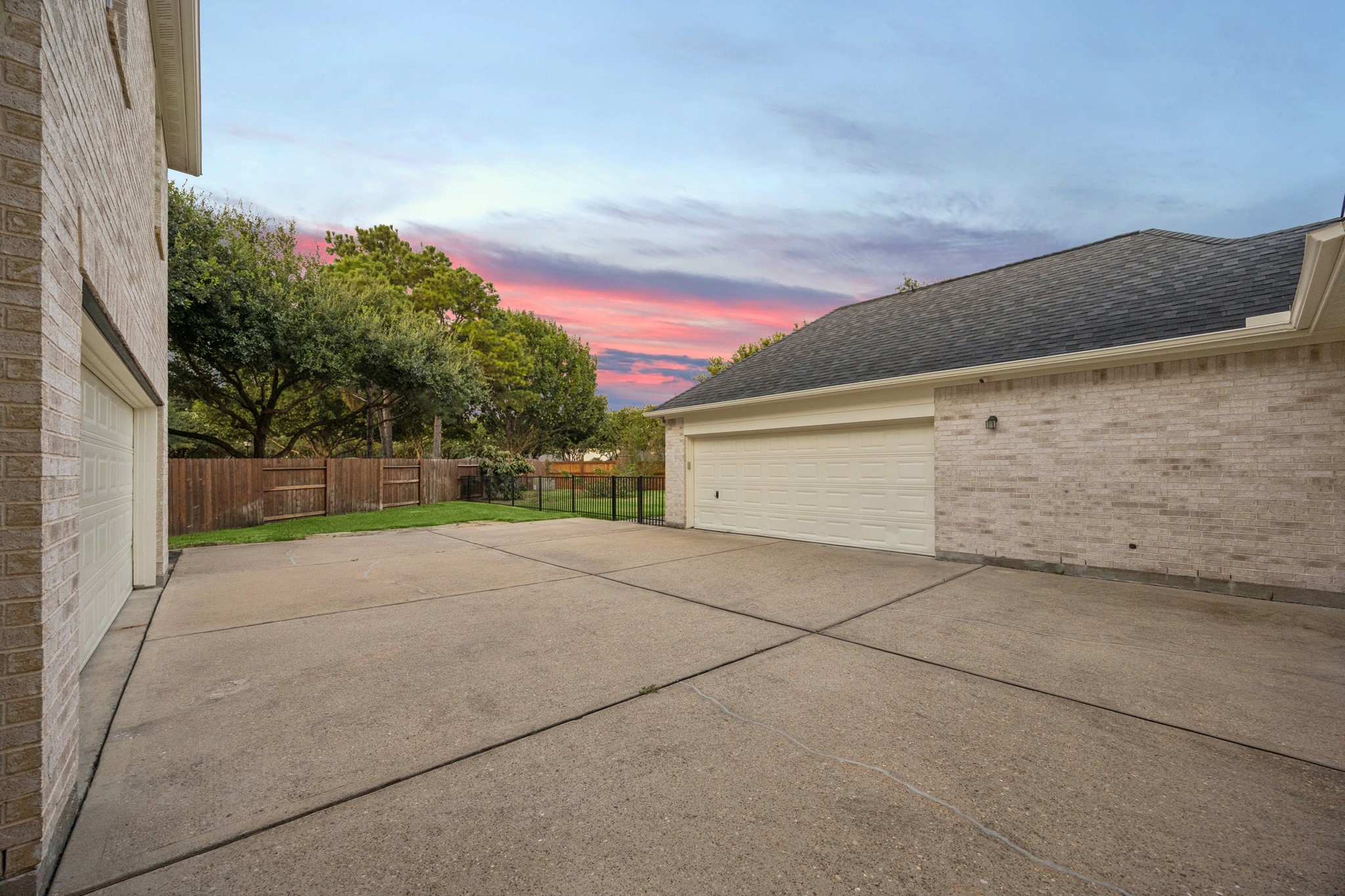 3407 Mystic Port Court Property Photo 37