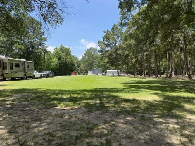 1166 County Road 3663 Property Photo 3