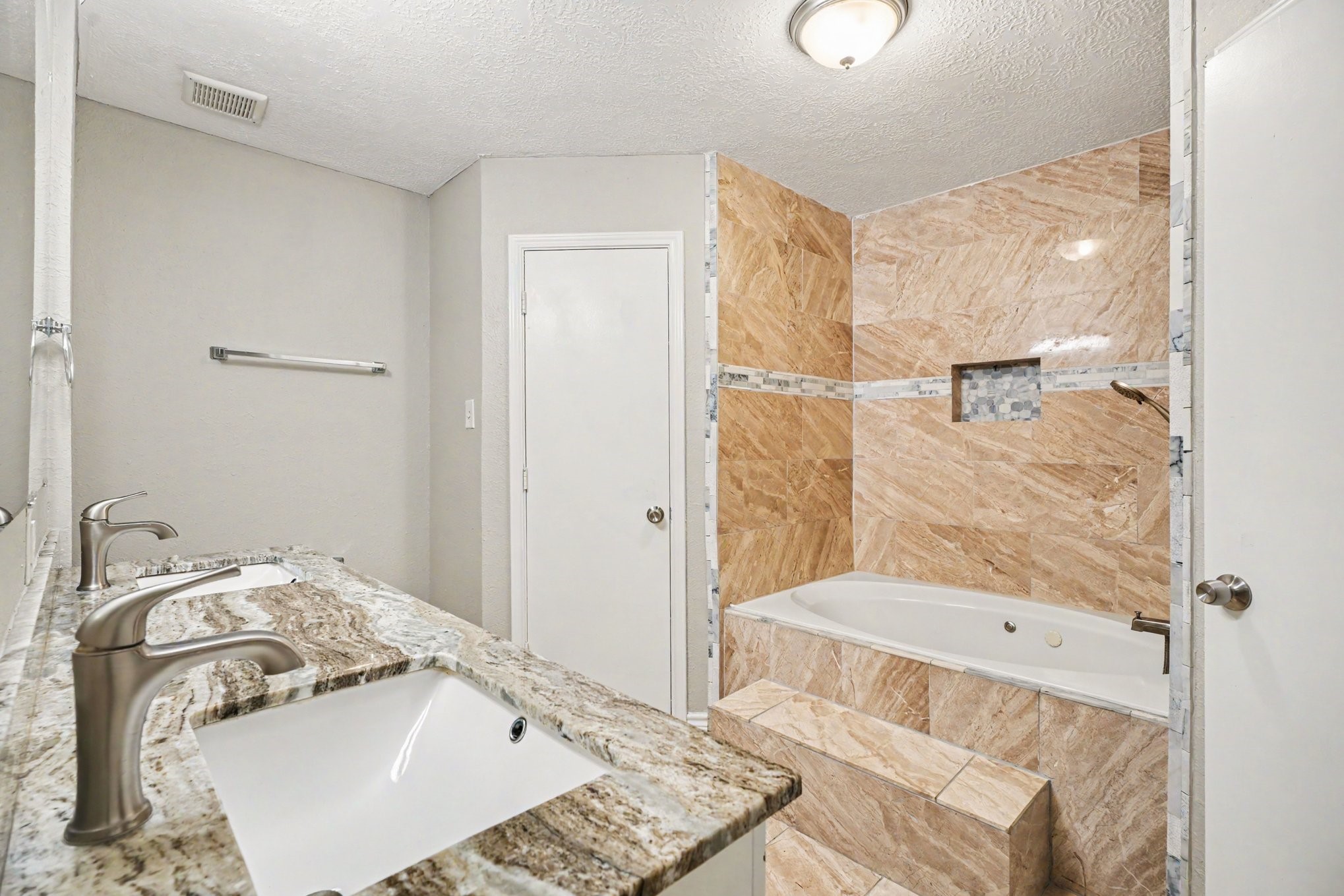 2875 Pebble Canyon Lane Property Photo 21