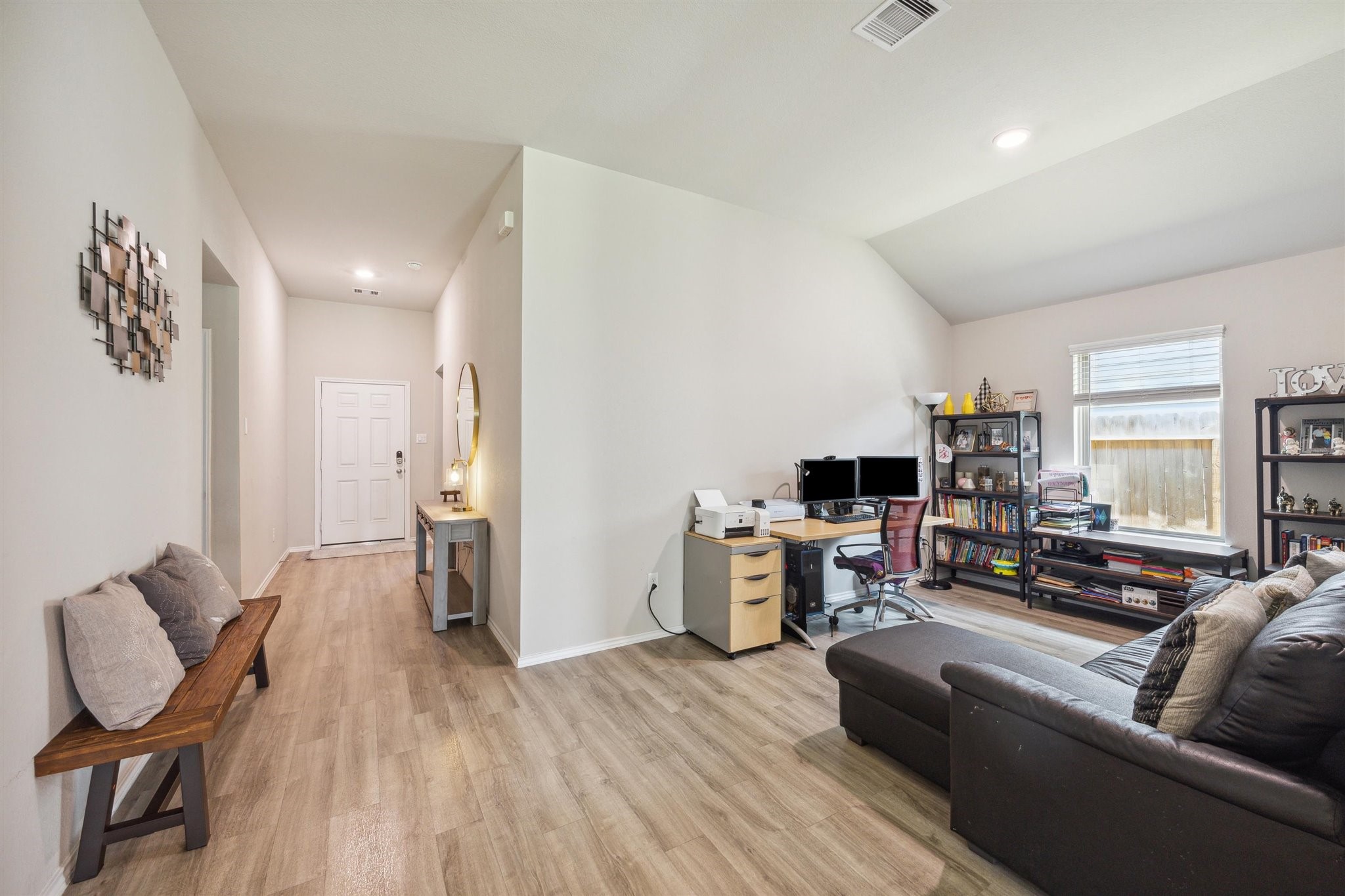 6414 Fiddlewood Thicket Lane Property Photo 4