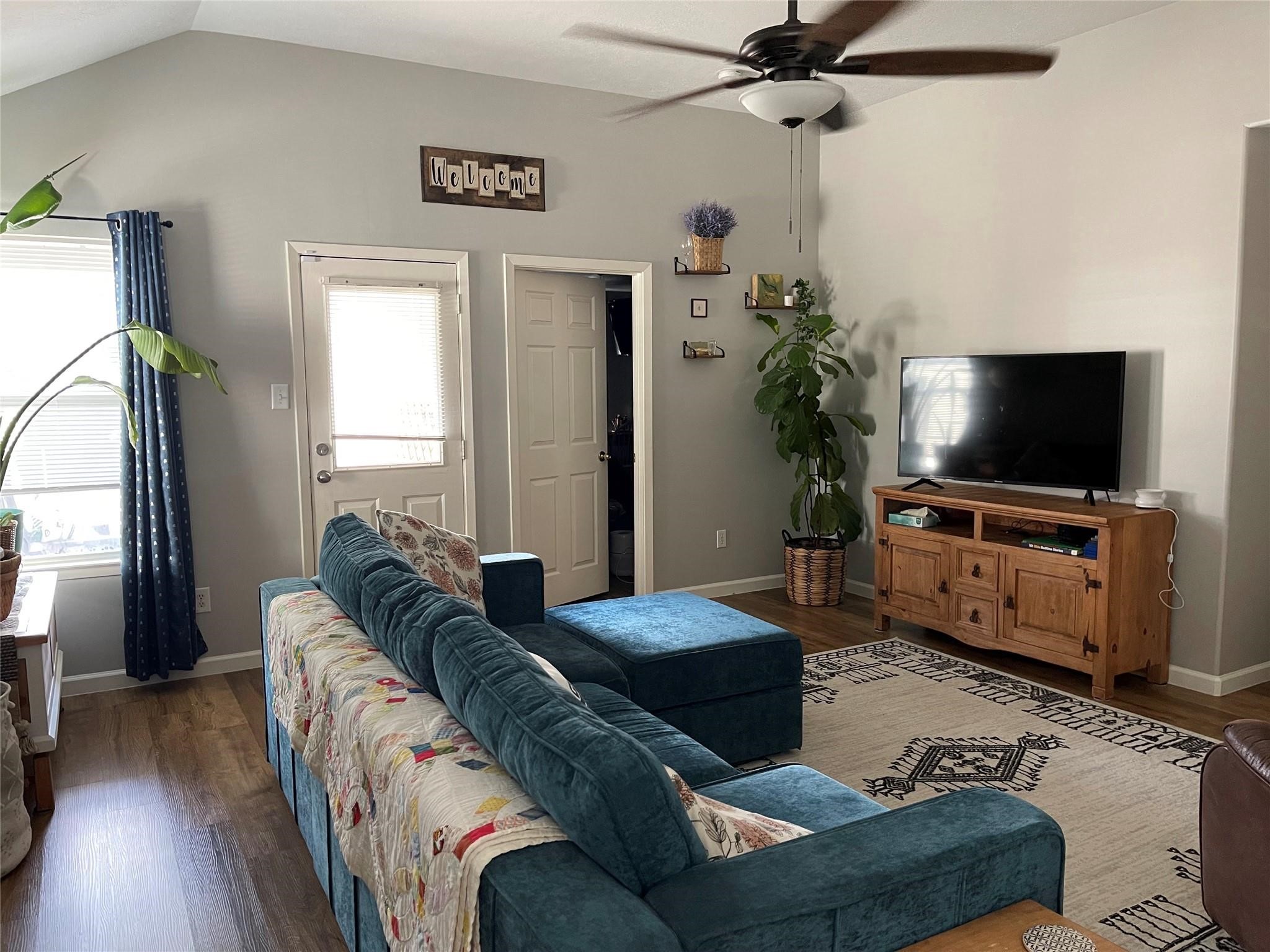 6602 Beeston Hill Drive Property Photo 4