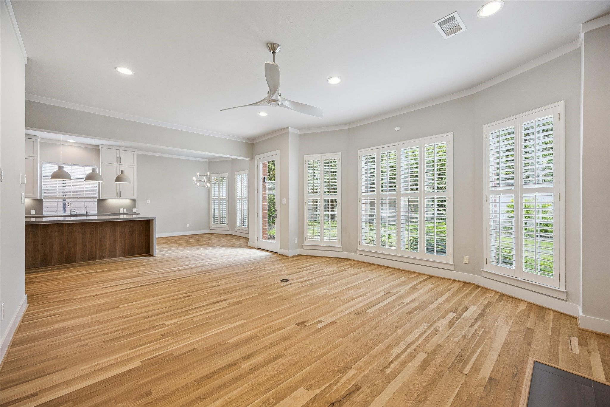 2514 Mcclendon Street Property Photo 11