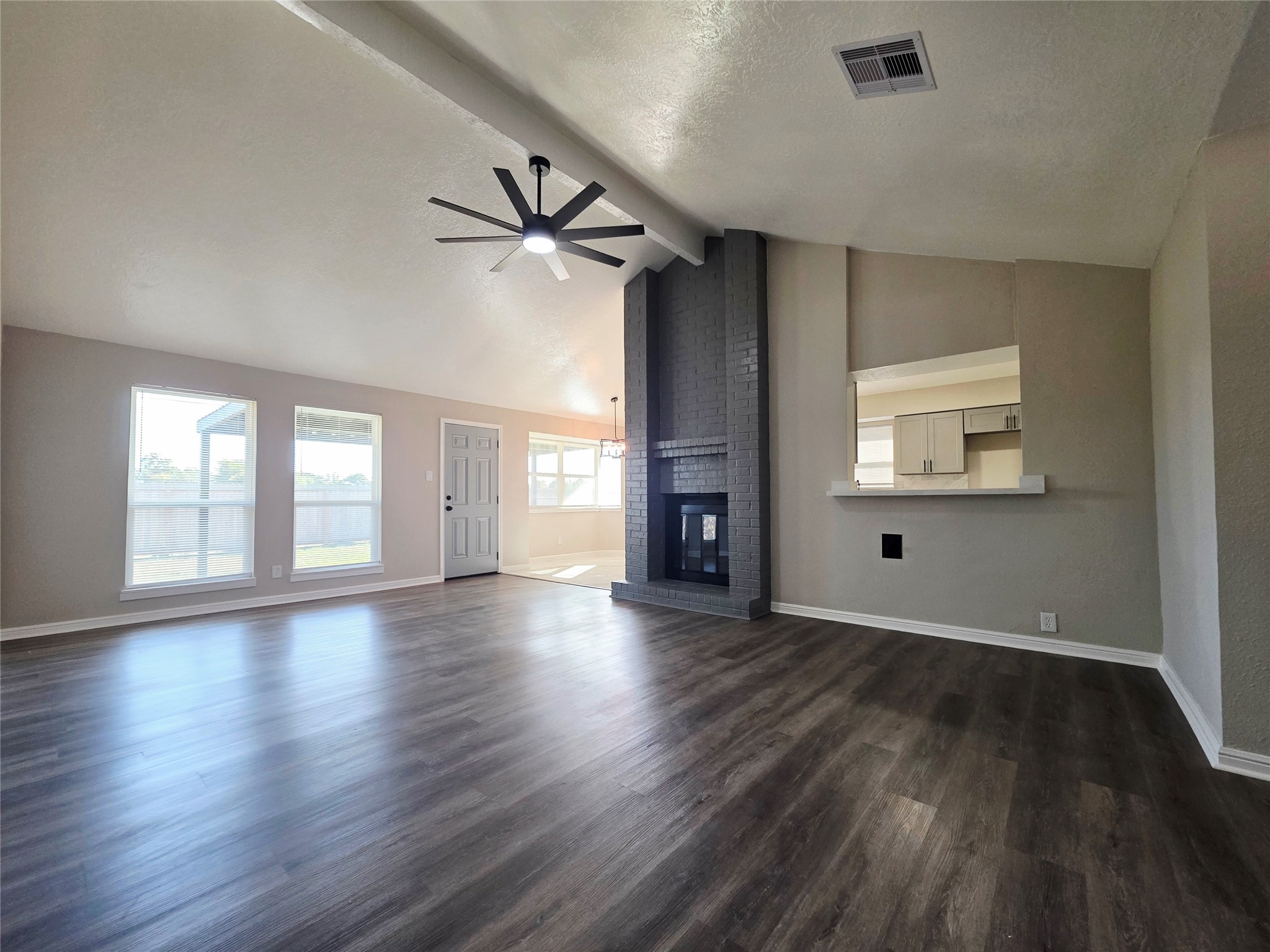 3012 Briar Drive Property Photo 3