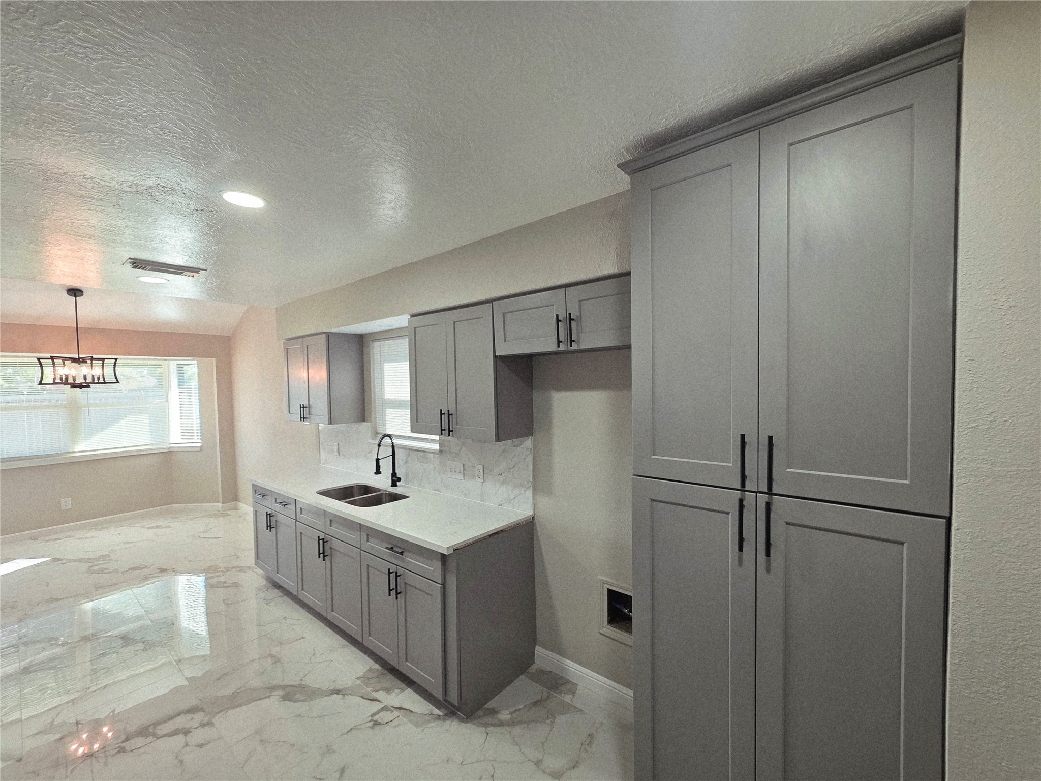 3012 Briar Drive Property Photo 8