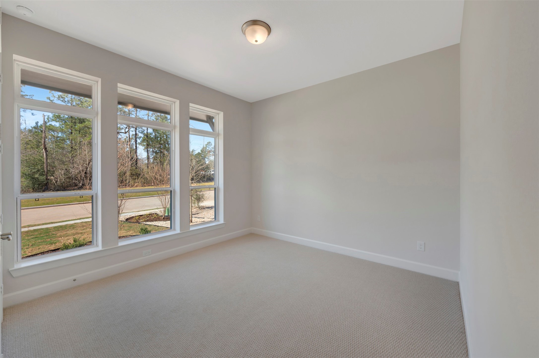 1728 Howler Way Property Photo 13