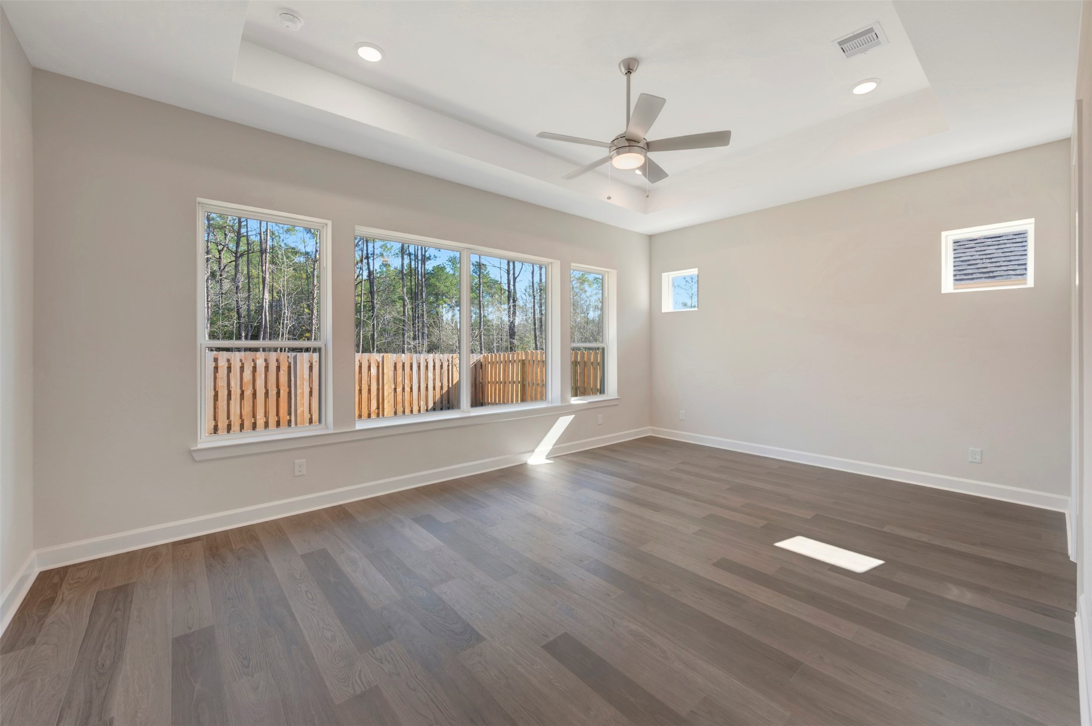1728 Howler Way Property Photo 27