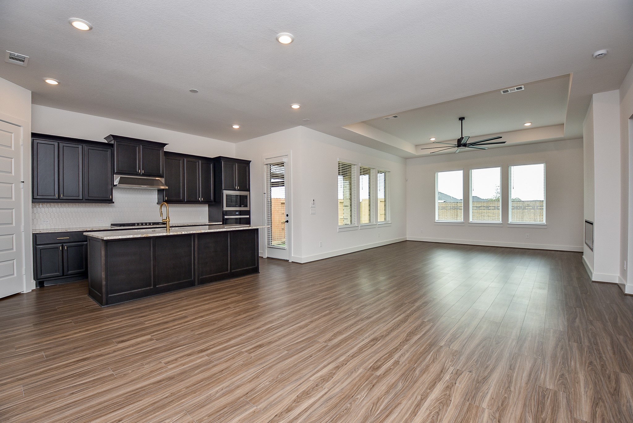 7622 Ridgeside Drive Property Photo 9