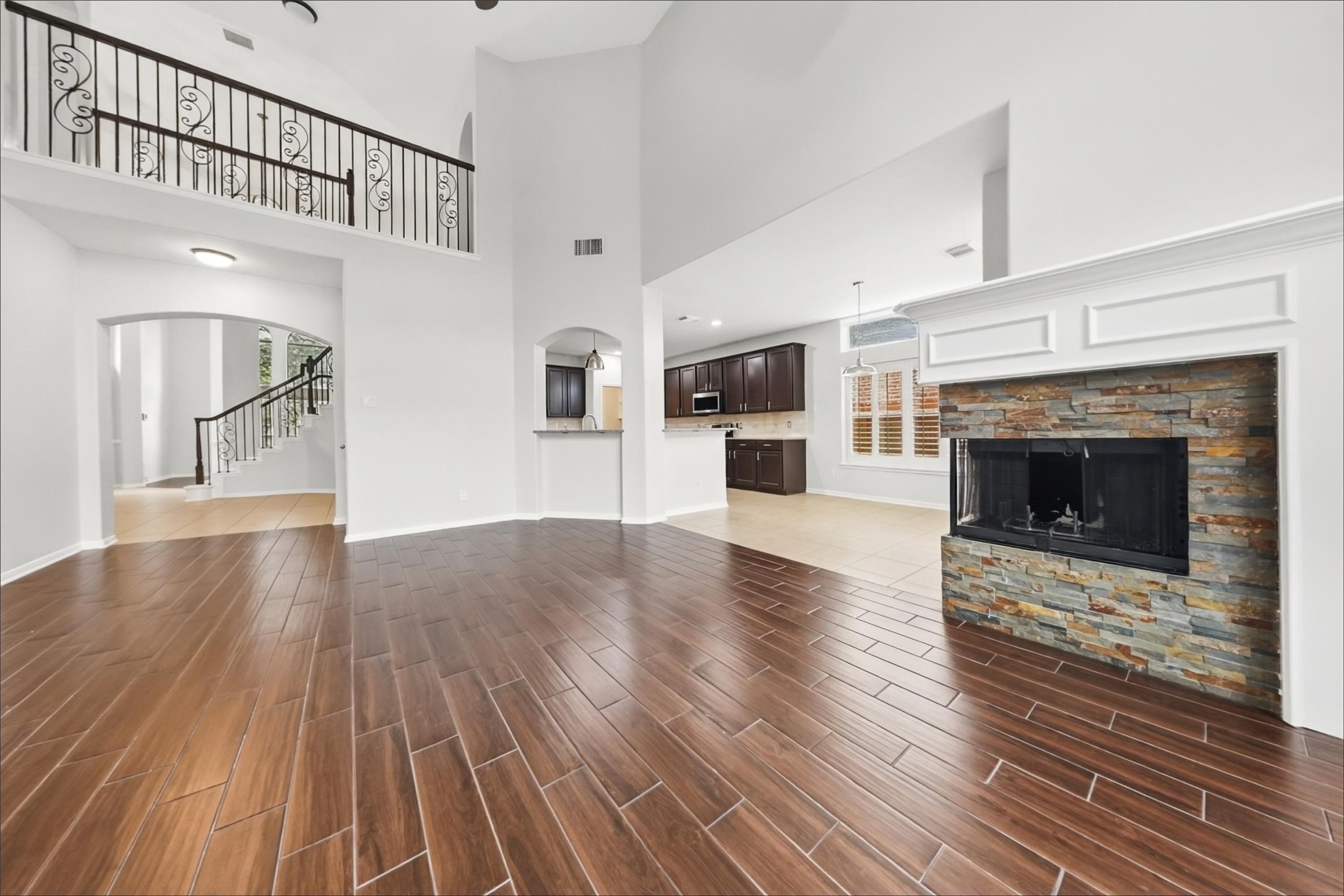 10803 Lake Riata Lane Property Photo 2