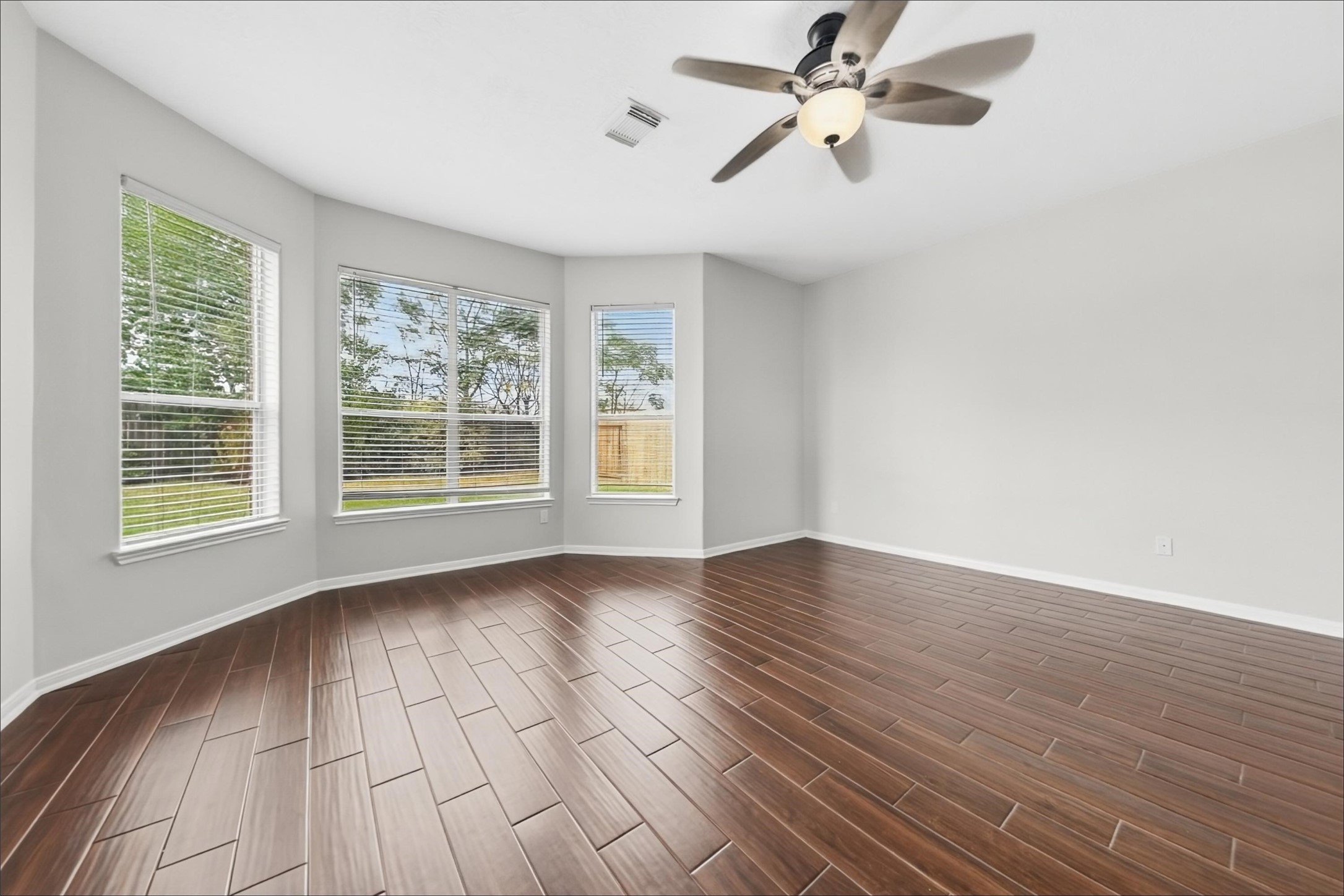 10803 Lake Riata Lane Property Photo 11
