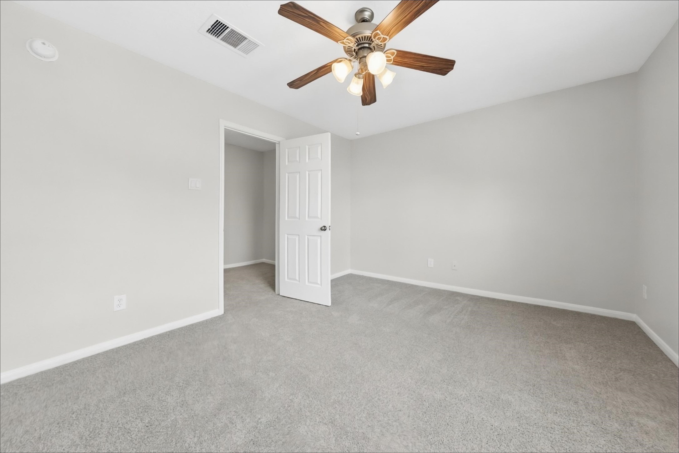 10803 Lake Riata Lane Property Photo 16