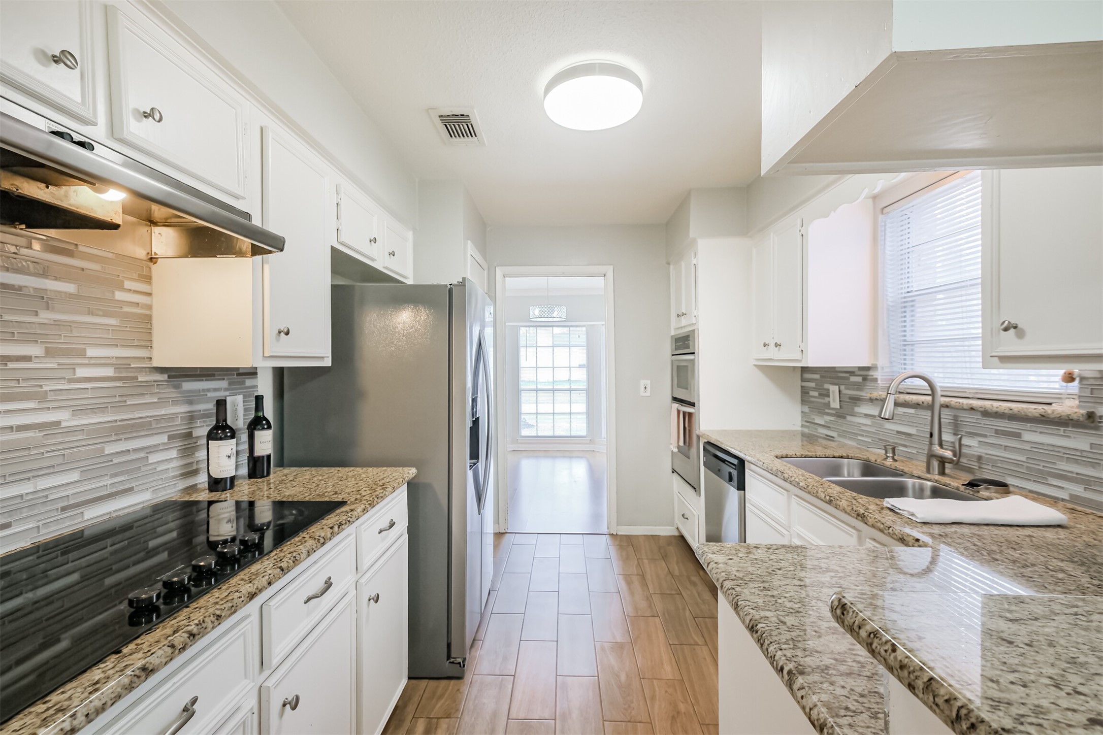 2326 Bright Meadows Drive Property Photo 13