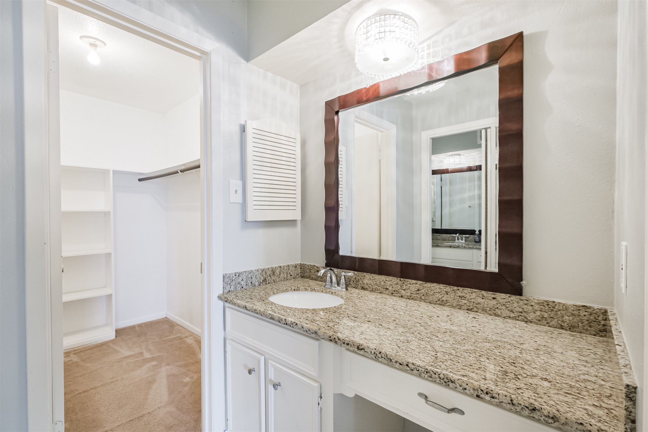 2326 Bright Meadows Drive Property Photo 19