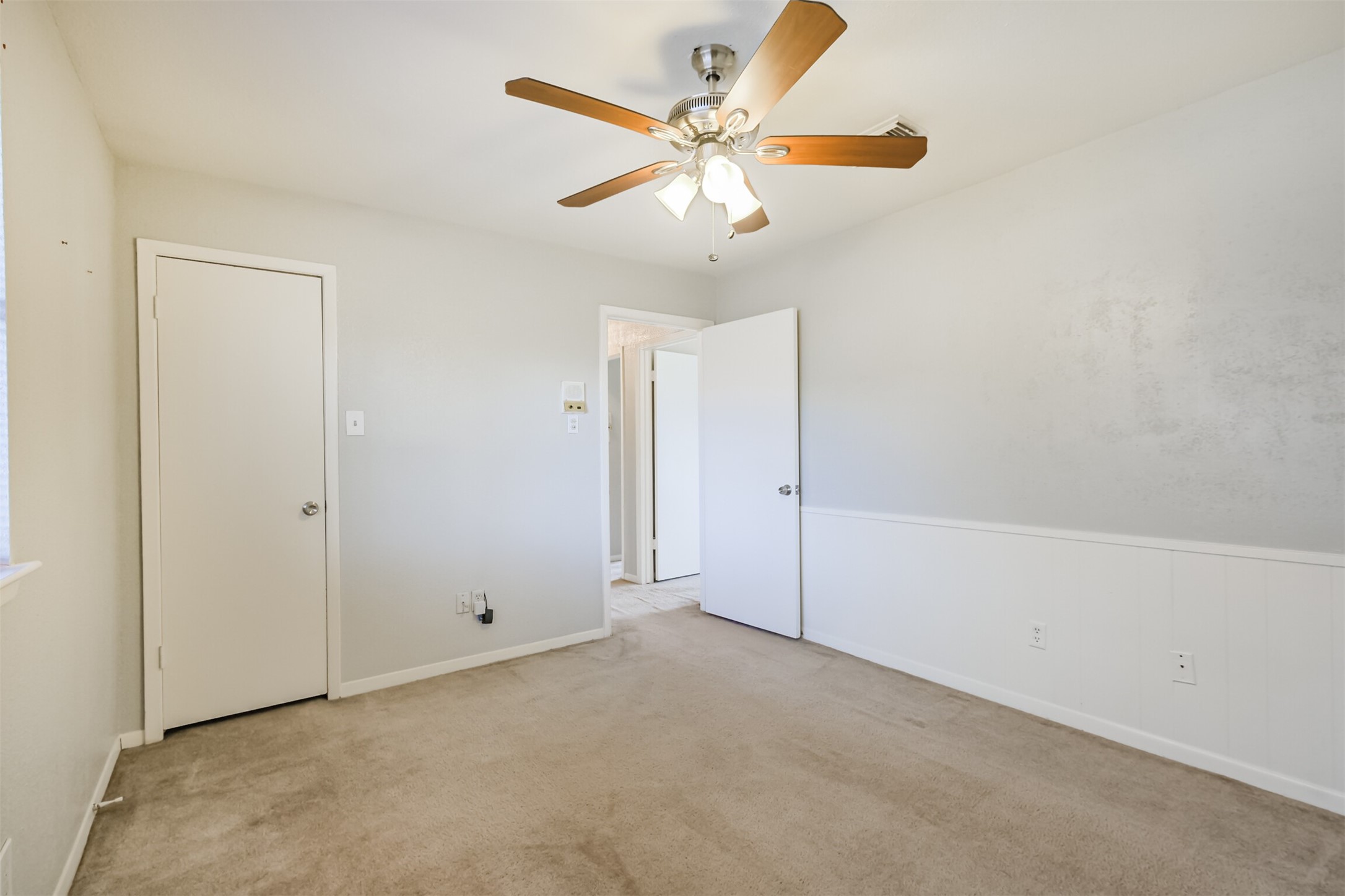 2326 Bright Meadows Drive Property Photo 23