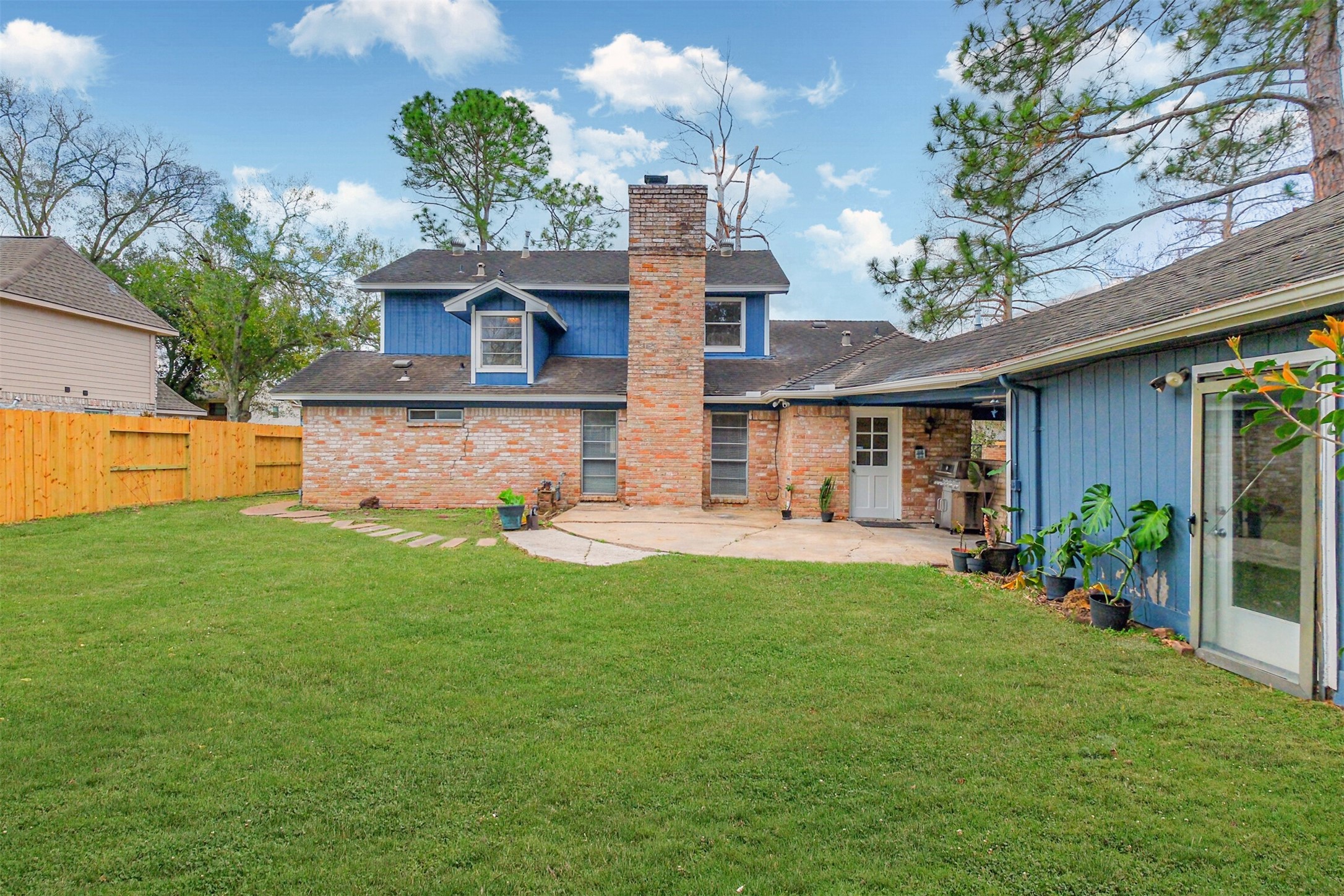 2326 Bright Meadows Drive Property Photo 32