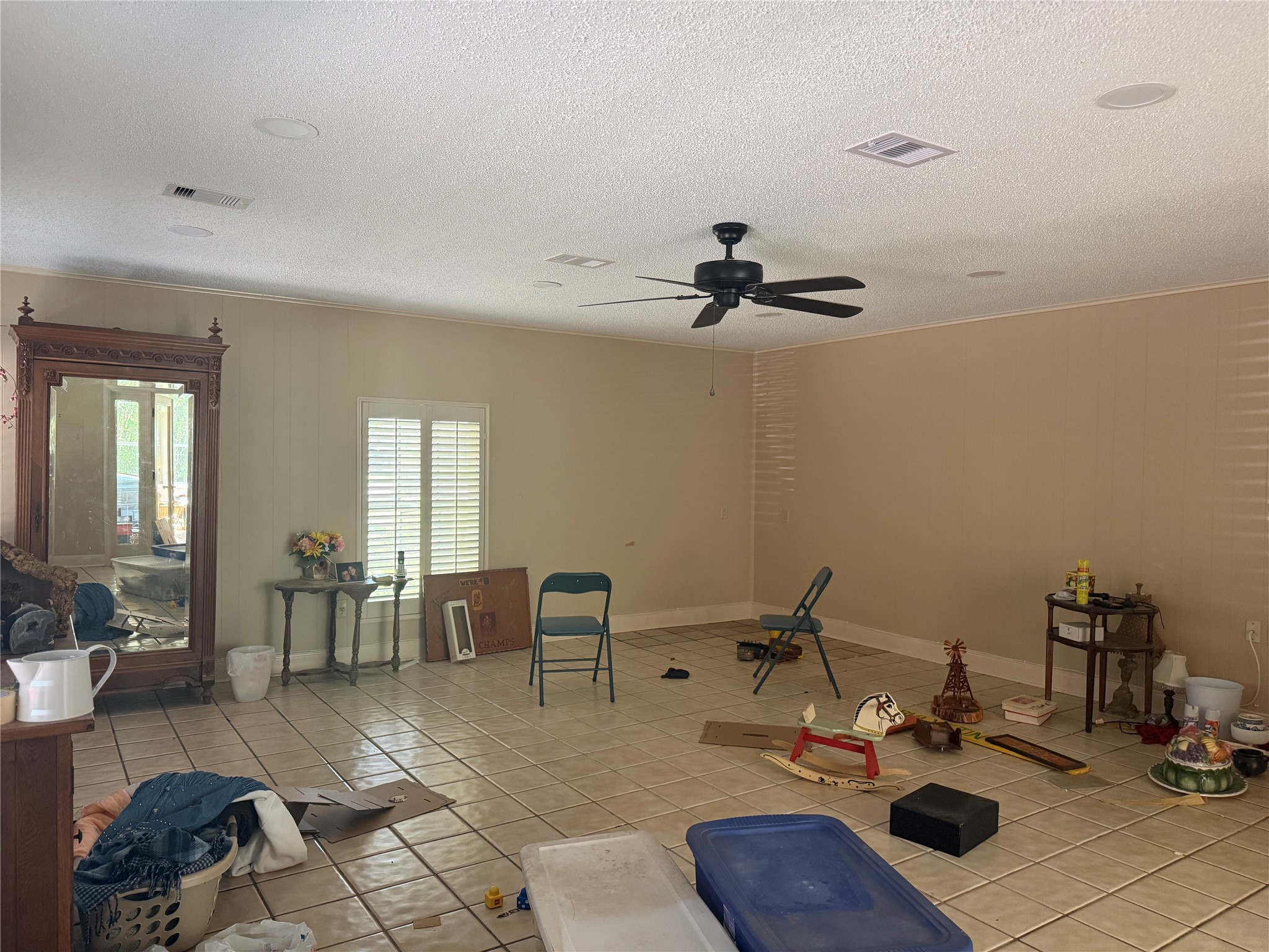 309 Linden Lane Property Photo 5