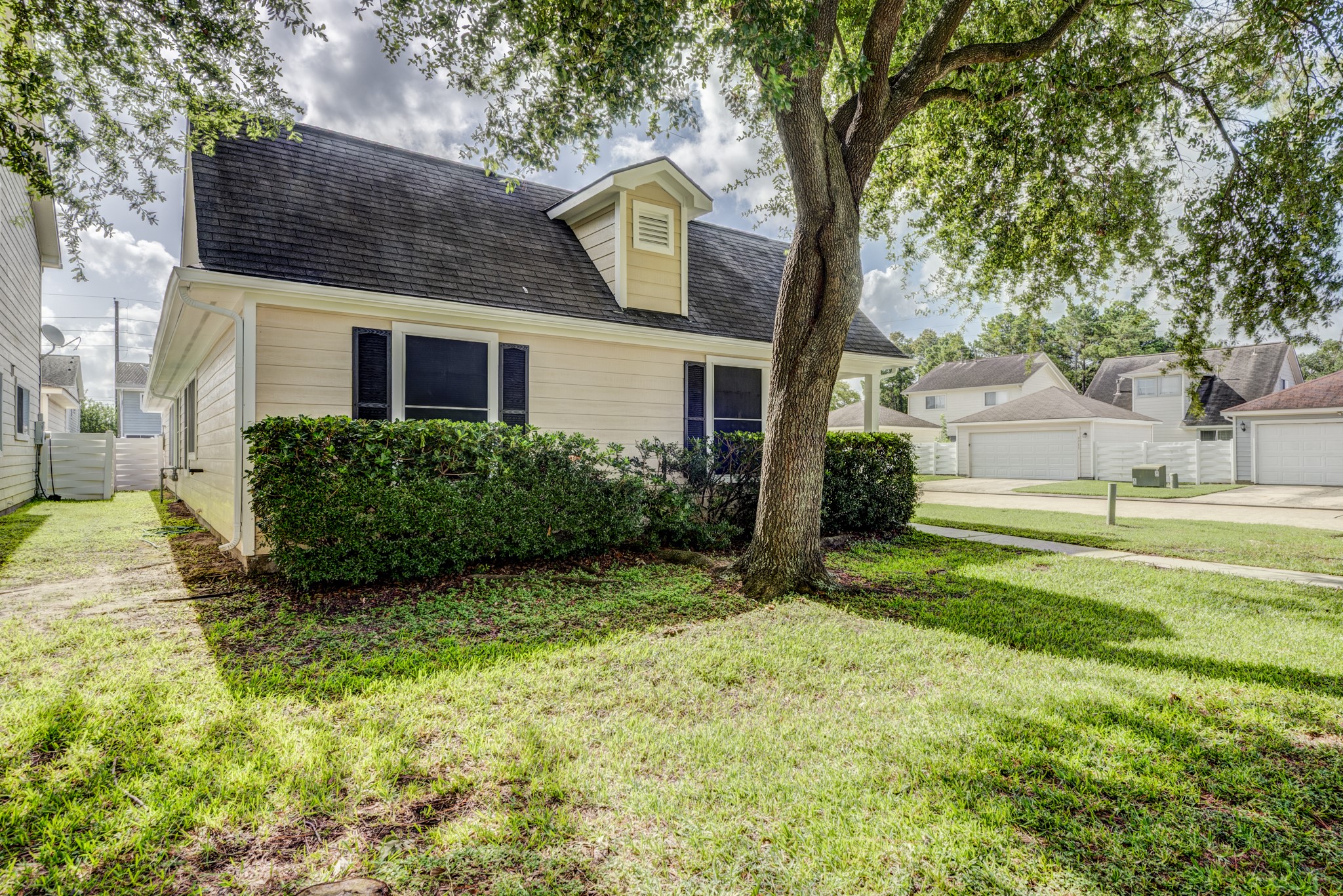 9622 Farrell Drive Property Photo 2