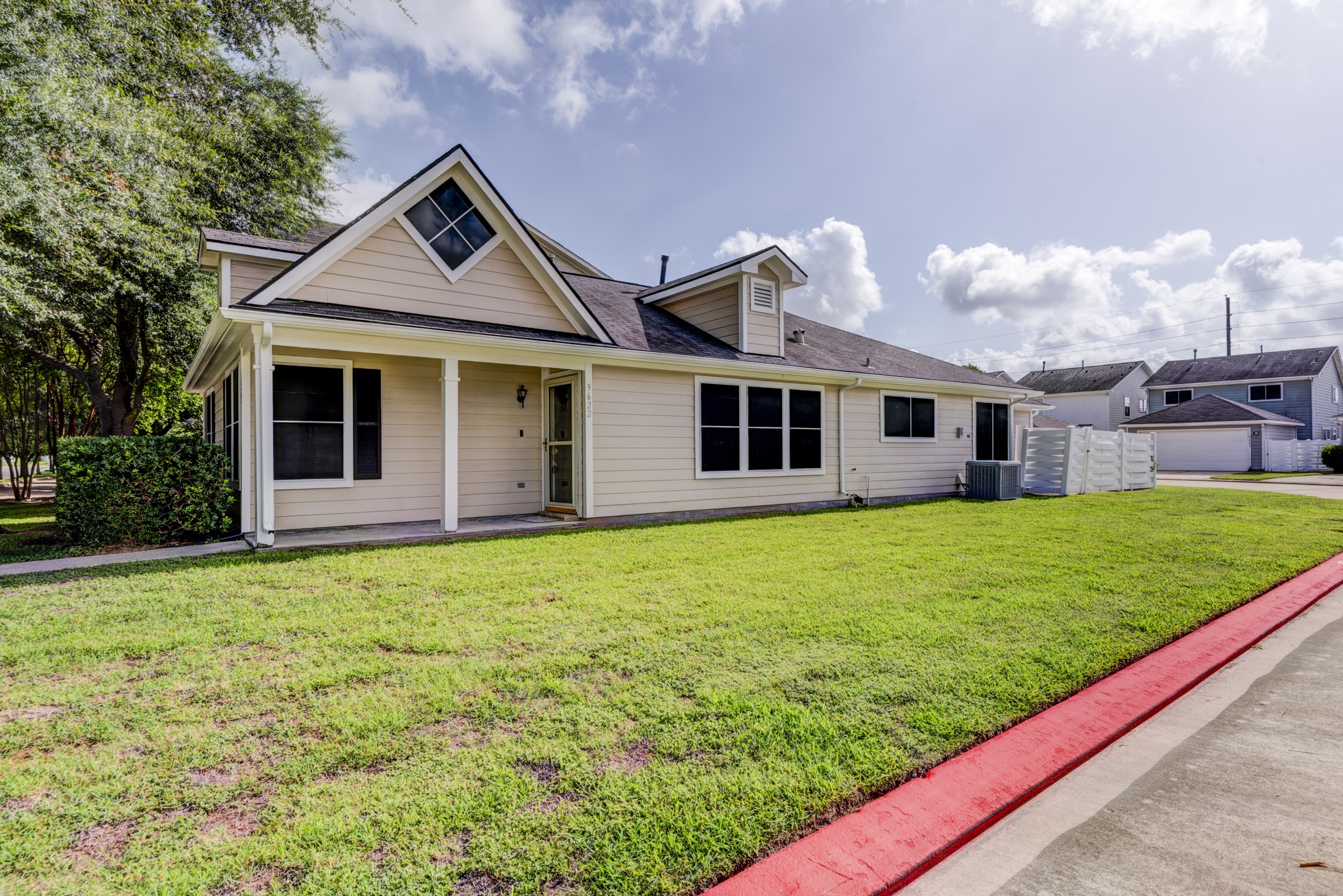 9622 Farrell Drive Property Photo 3