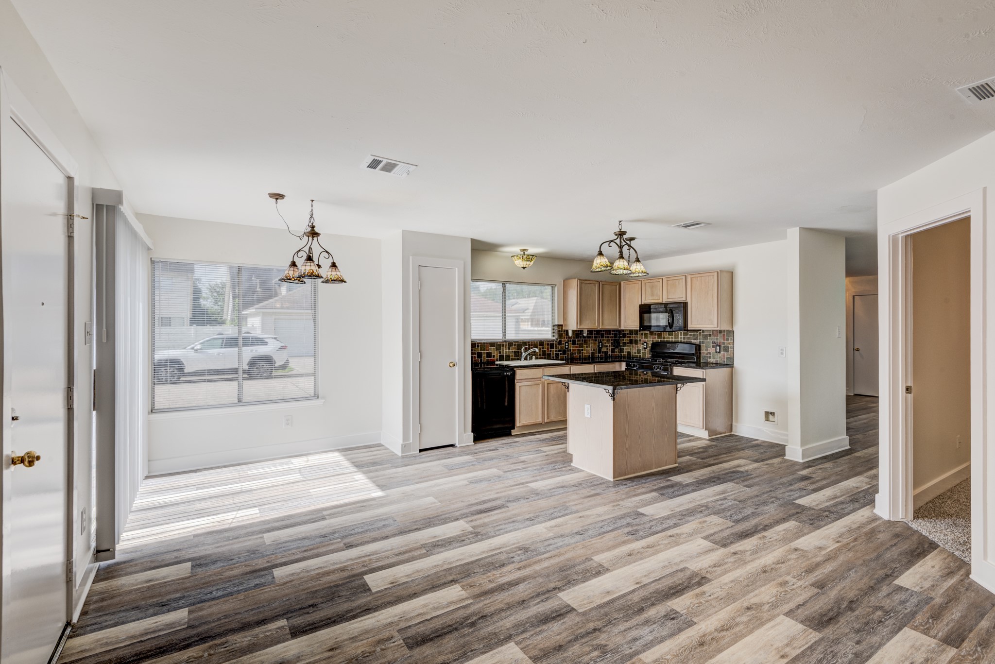 9622 Farrell Drive Property Photo 11