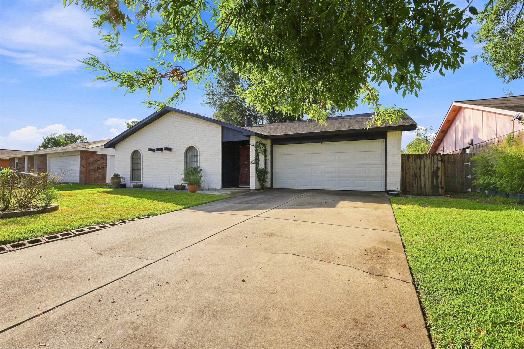 15427 Empanada Drive Property Photo 2