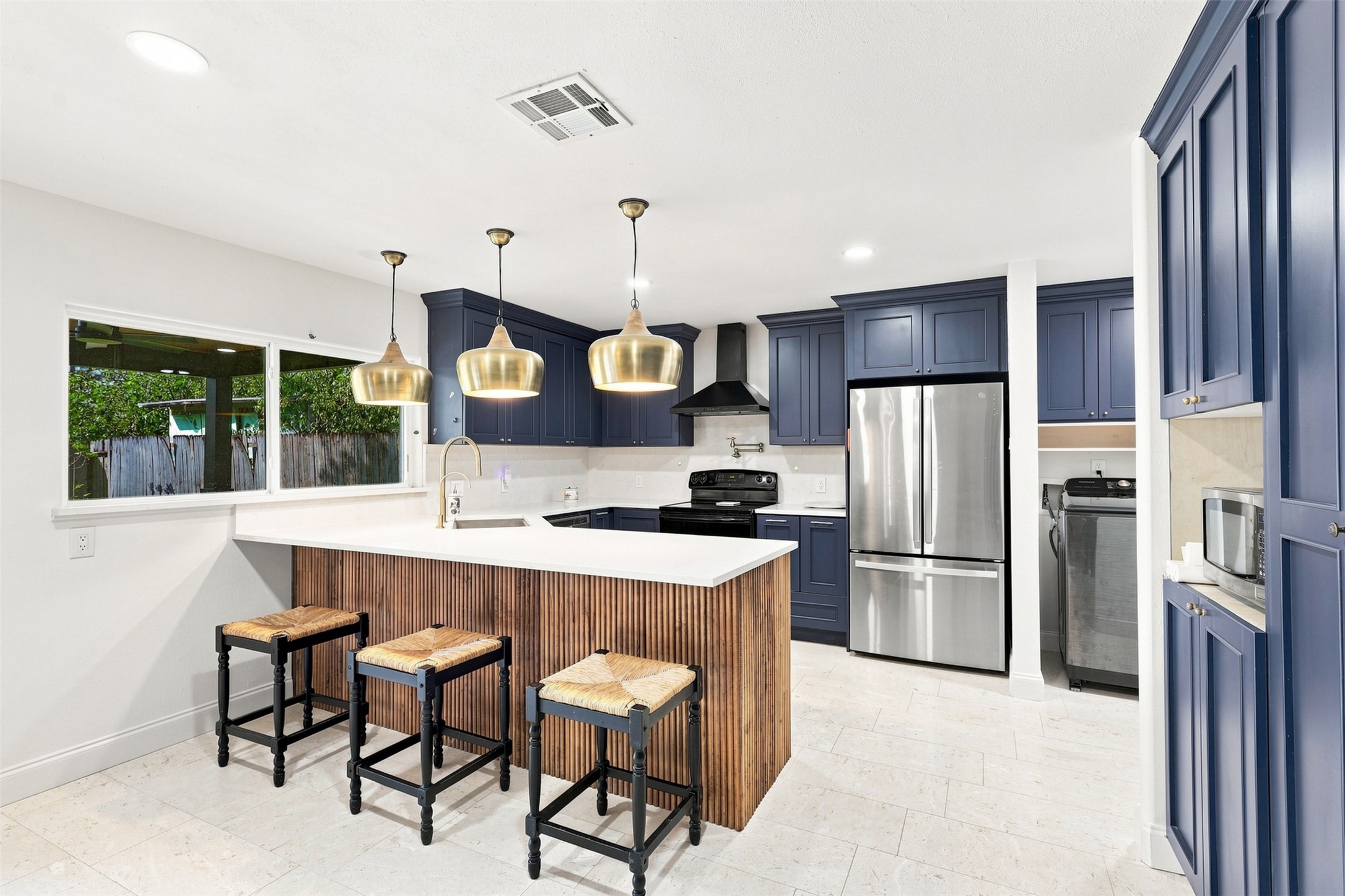 15427 Empanada Drive Property Photo 8