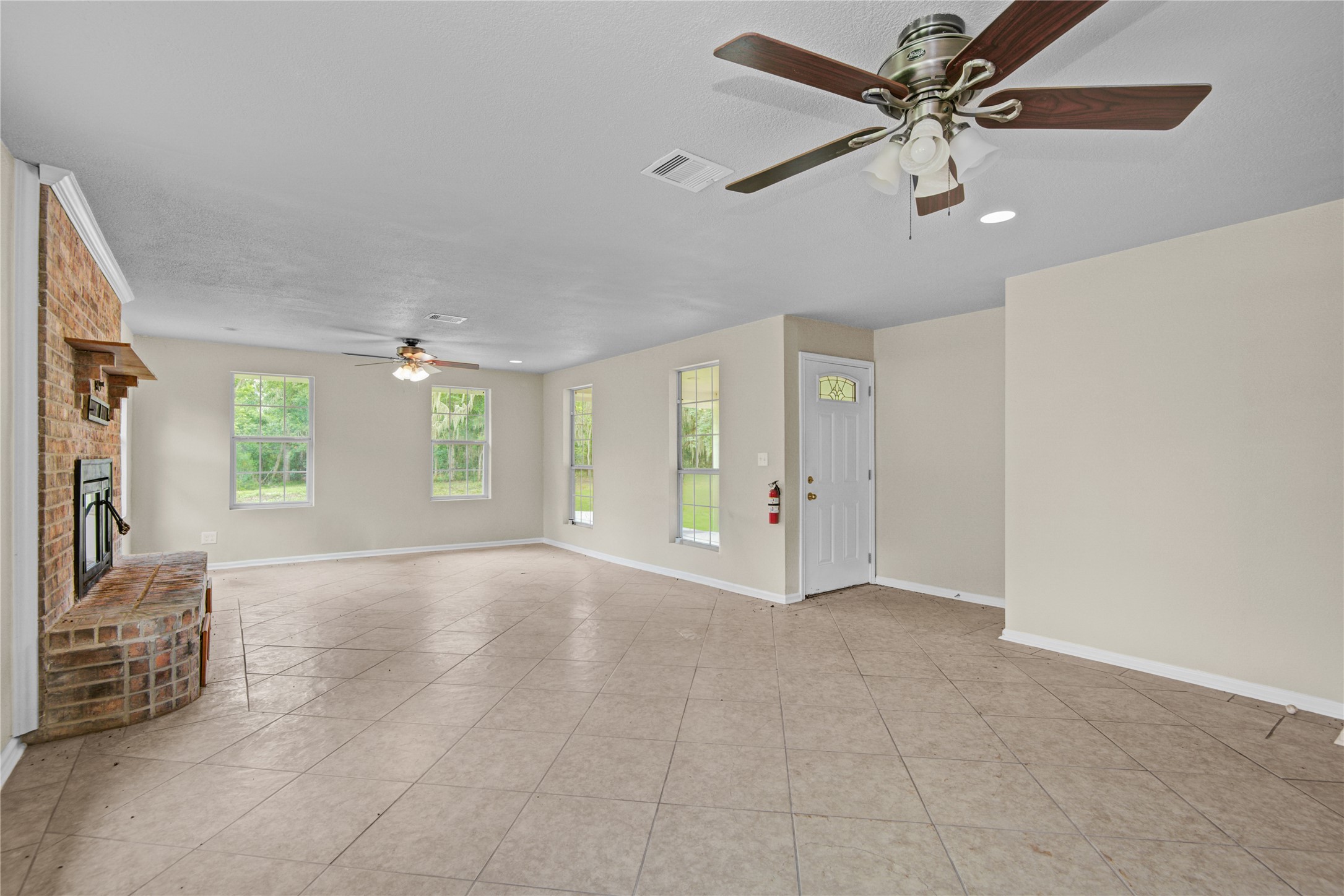 10300 County Road 321 Property Photo 7