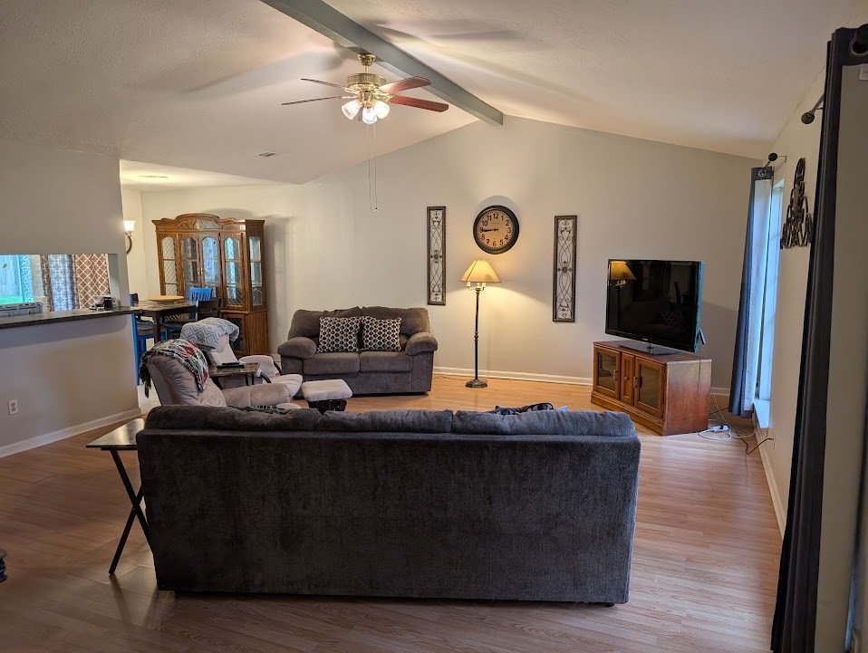9830 Thistle Trail Drive Property Photo 3