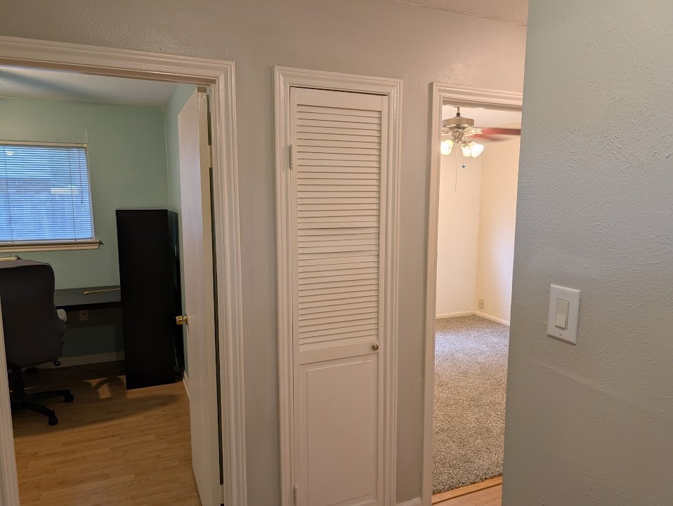 9830 Thistle Trail Drive Property Photo 8