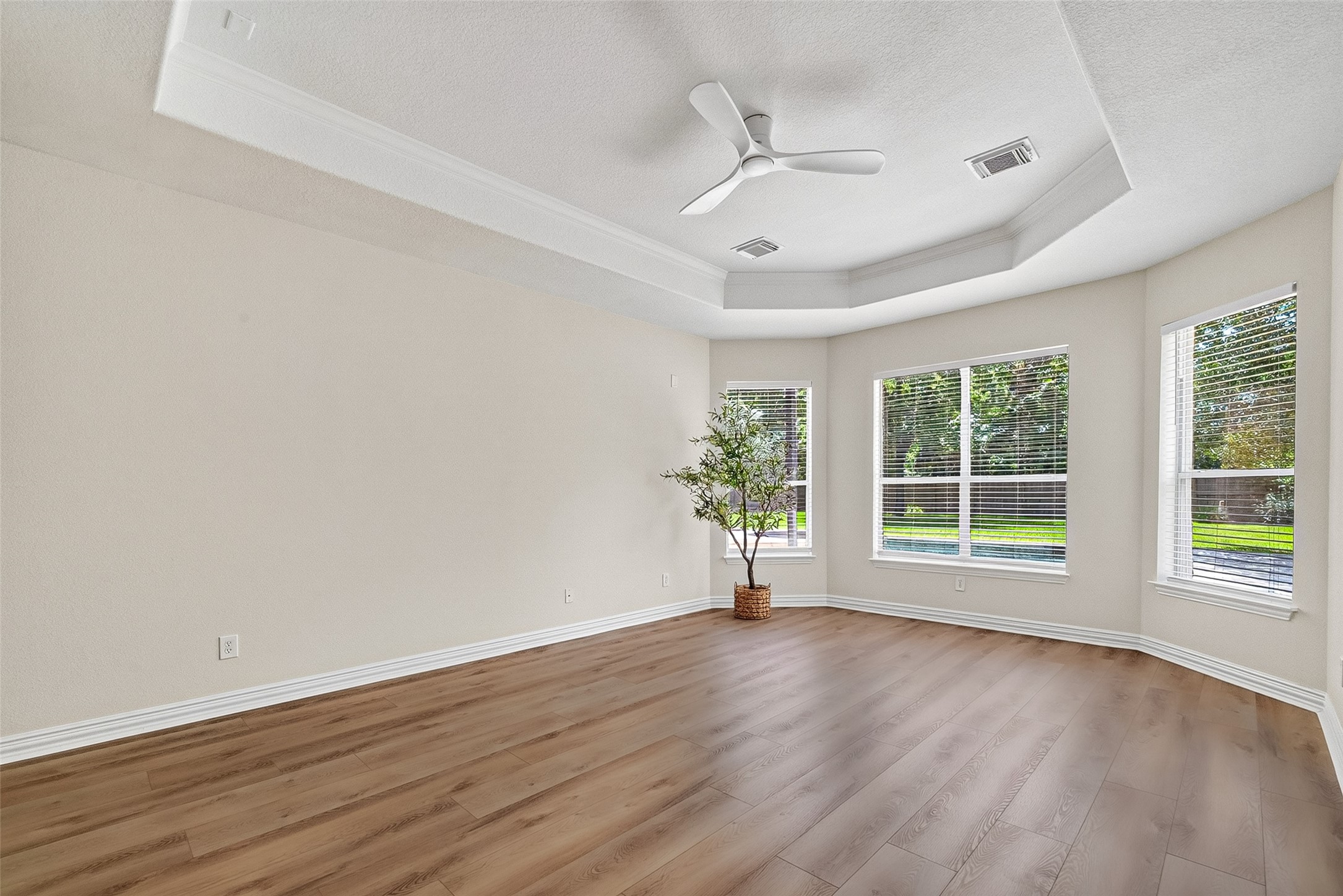 45 Marquise Oaks Place Place Property Photo 15