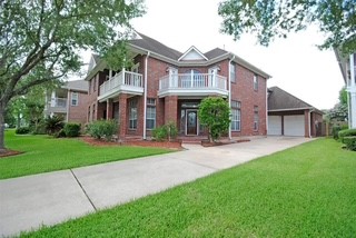 2731 Lakeside Village Drive Property Photo 8