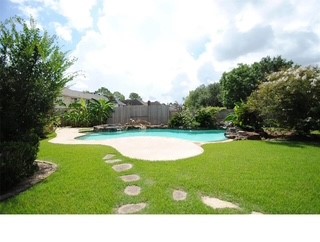 2731 Lakeside Village Drive Property Photo 33