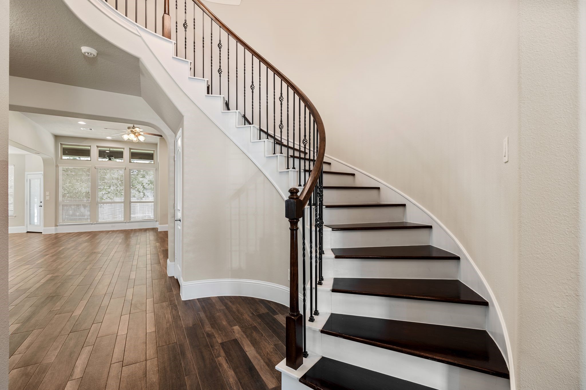 19 Cohasset Place Property Photo 7