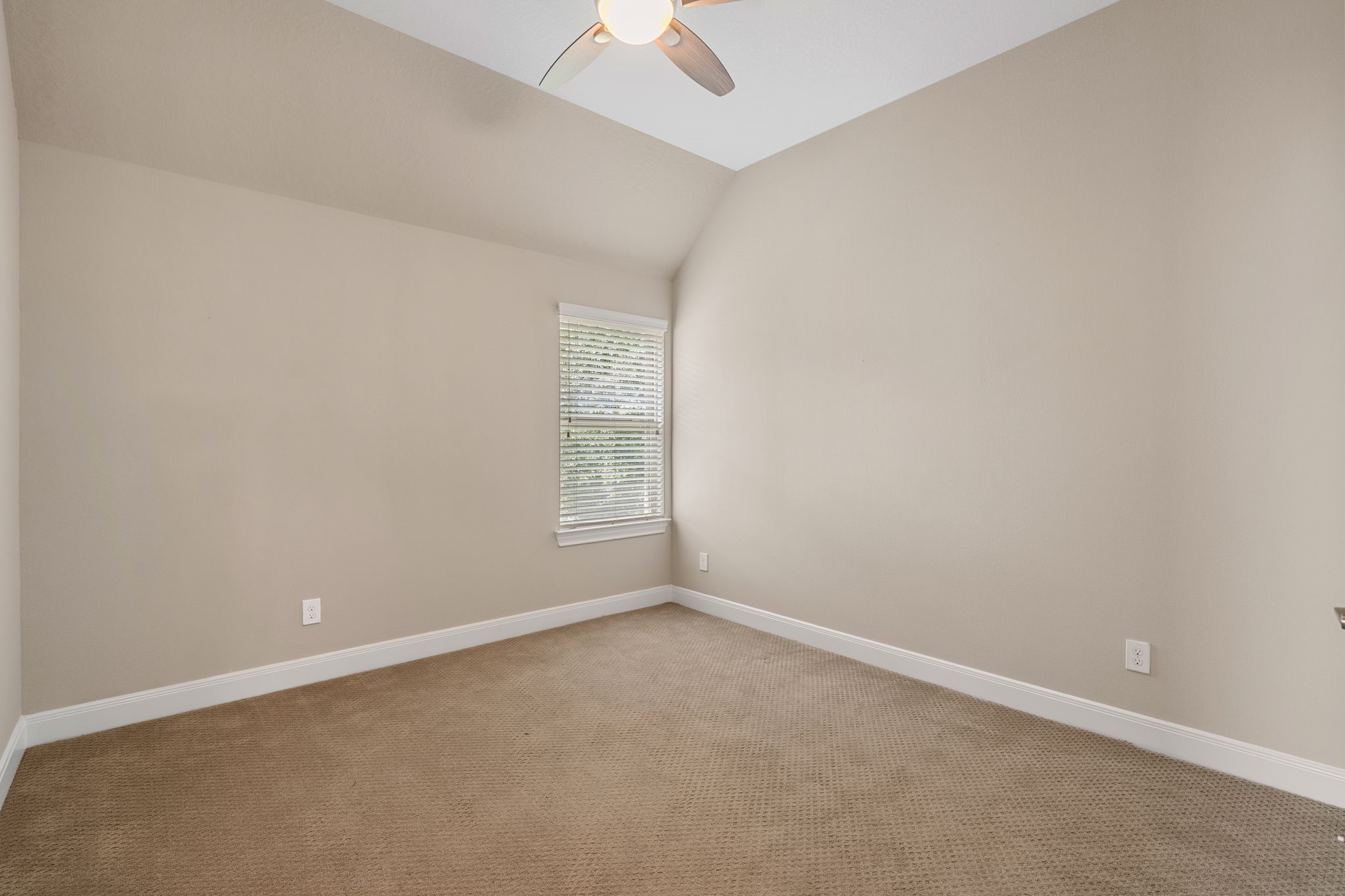 19 Cohasset Place Property Photo 35