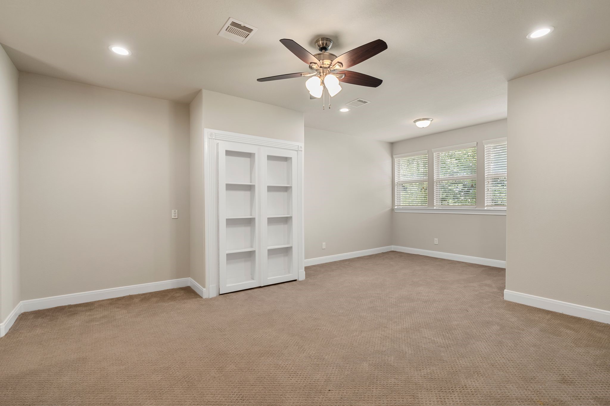 19 Cohasset Place Property Photo 39