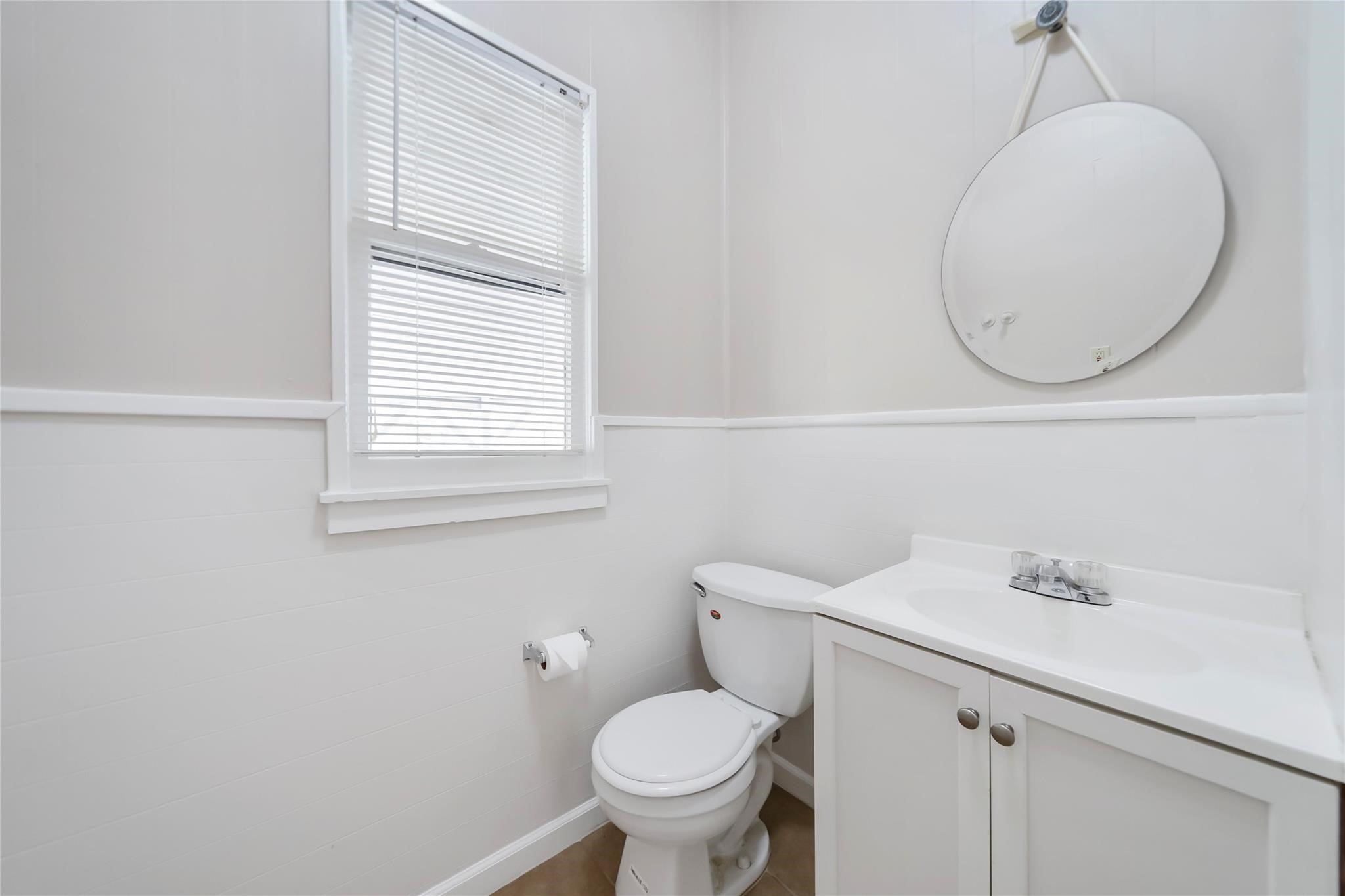 709 E 26th Street Property Photo 20