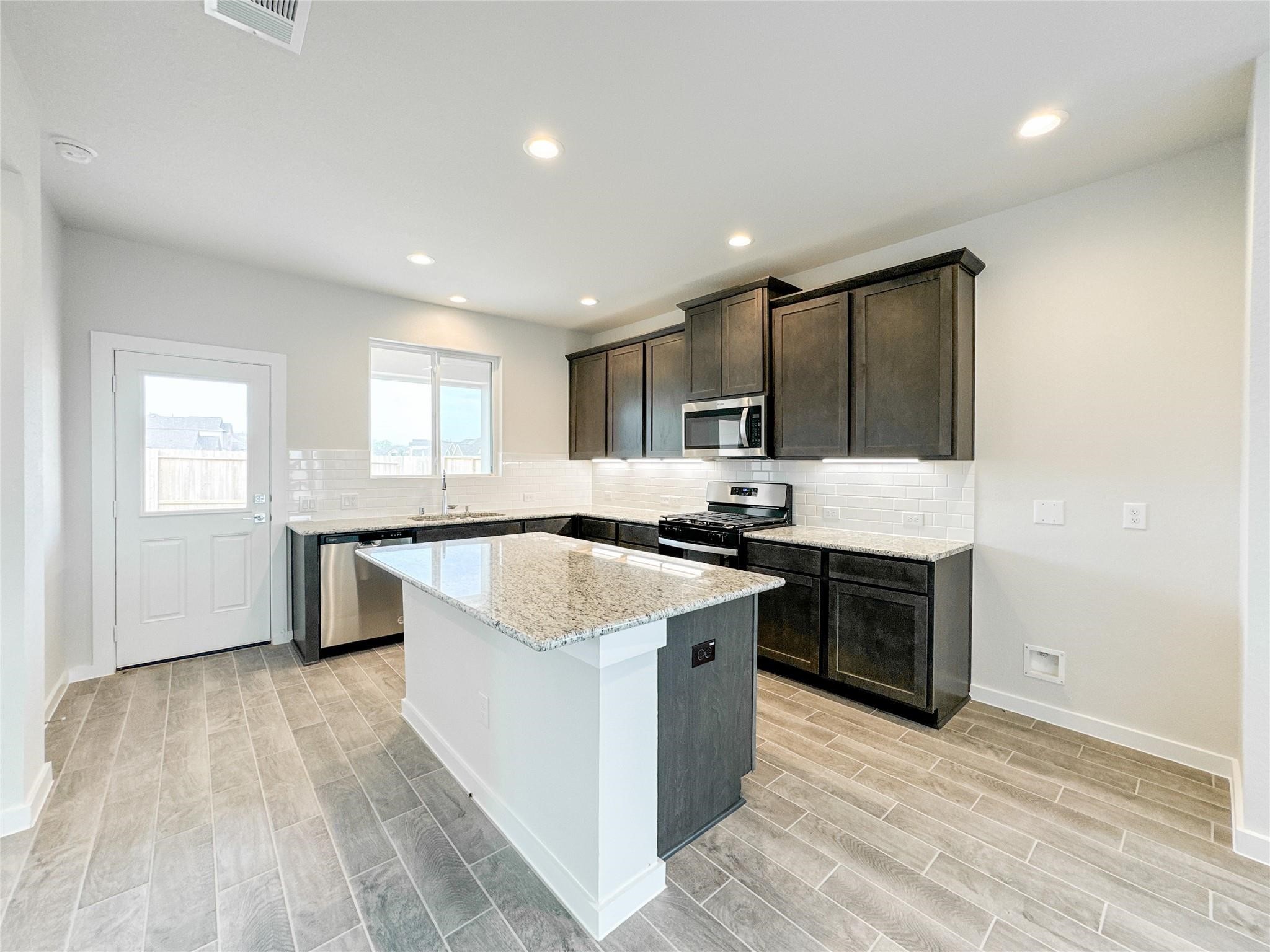 10502 Mount Tallac Court Property Photo 8