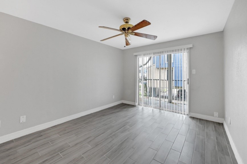 18519 Egret Bay Boulevard 1803 Property Photo 6