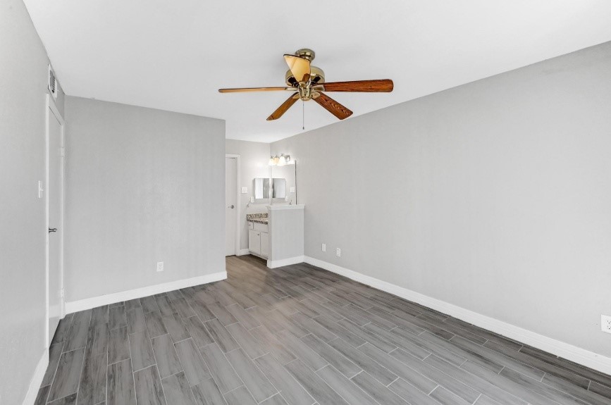 18519 Egret Bay Boulevard 1803 Property Photo 7