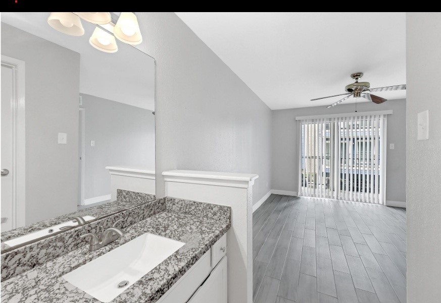 18519 Egret Bay Boulevard 1803 Property Photo 8