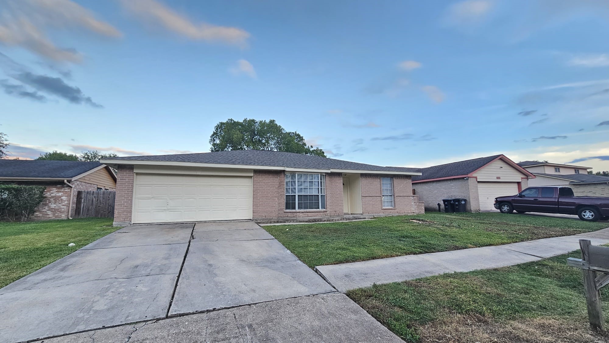 10303 Old Towne Lane Property Photo 1